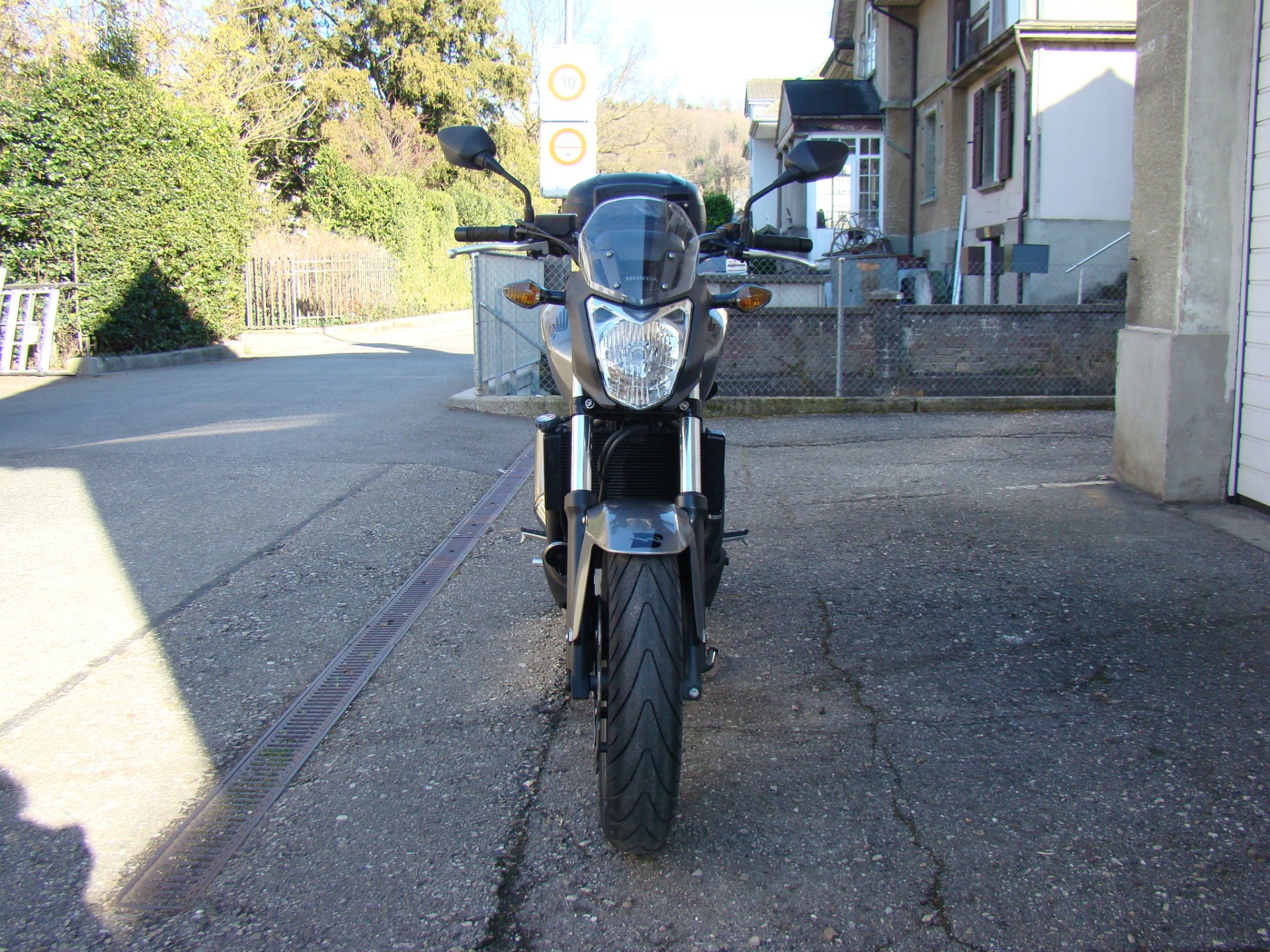 HONDA NC 700 SA-showroom-element-1
