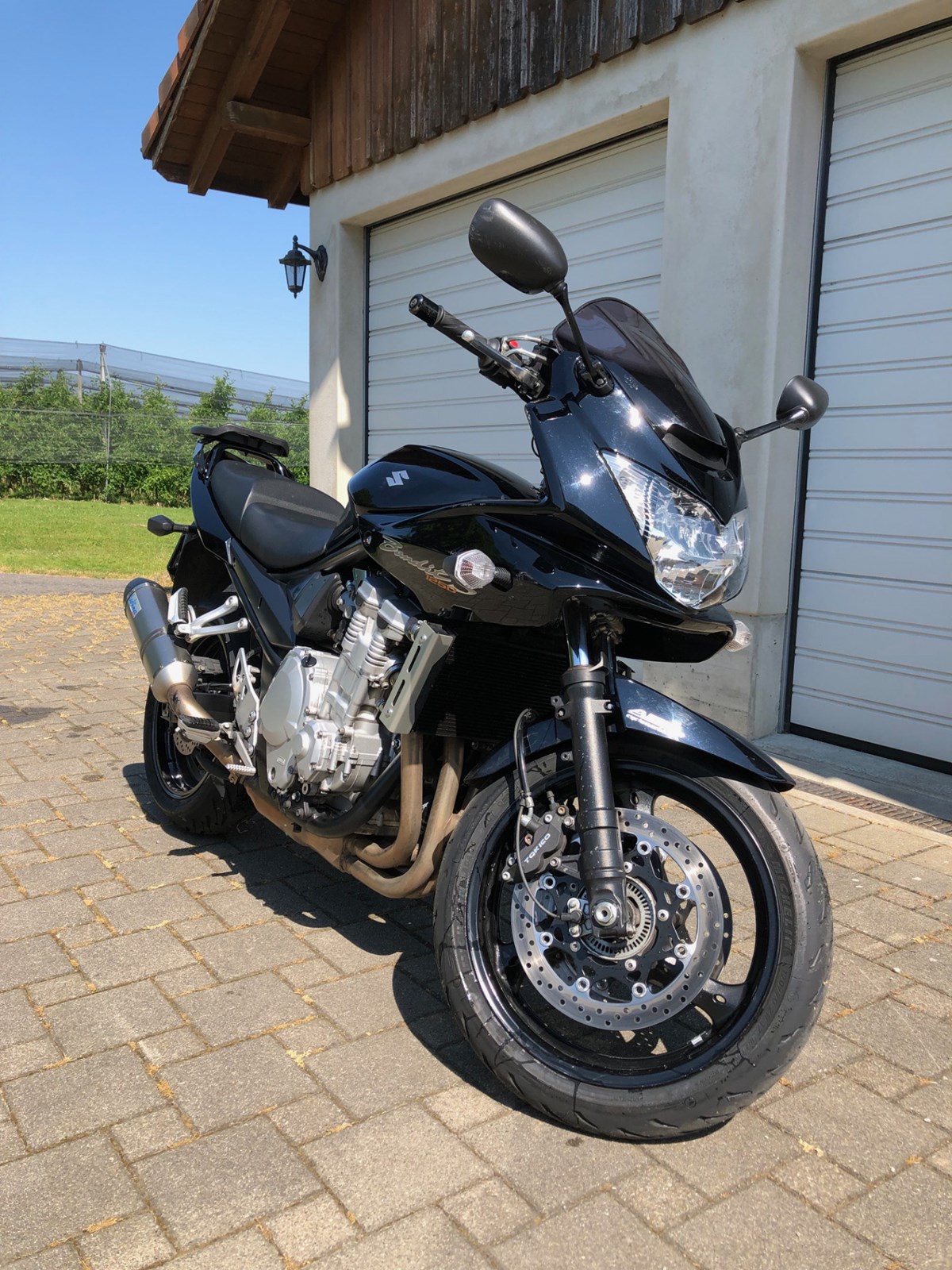 SUZUKI GSF 1250 SA Bandit-showroom-element-1