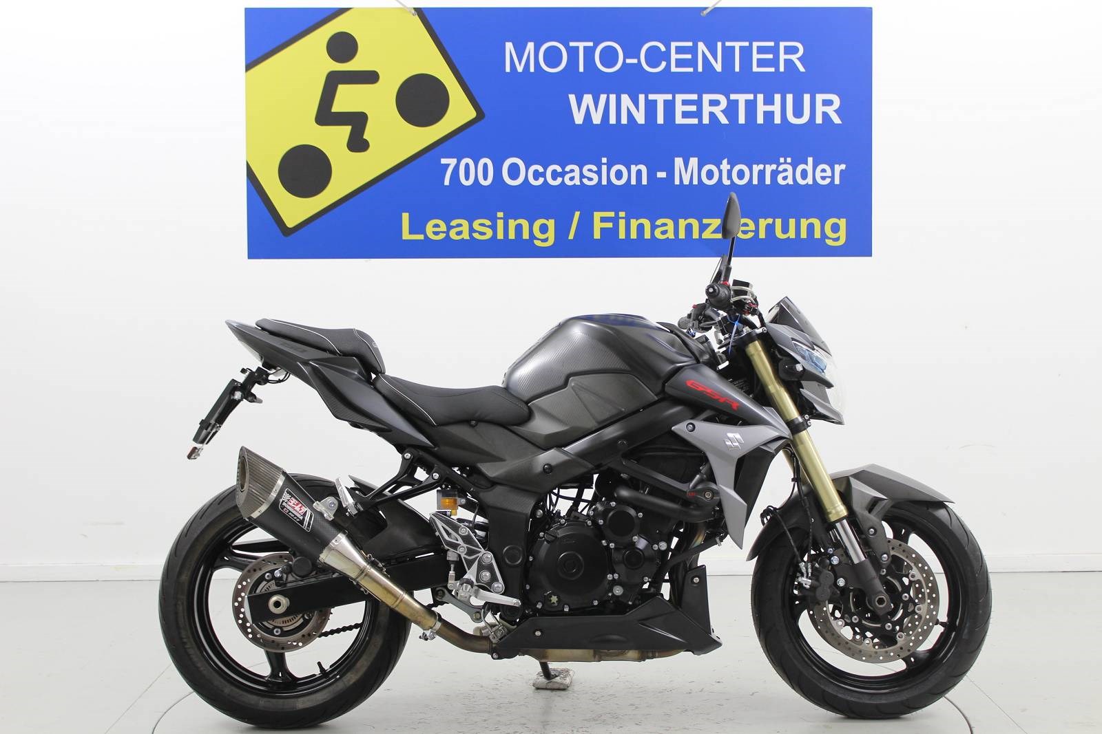 SUZUKI GSR 750 ABS
