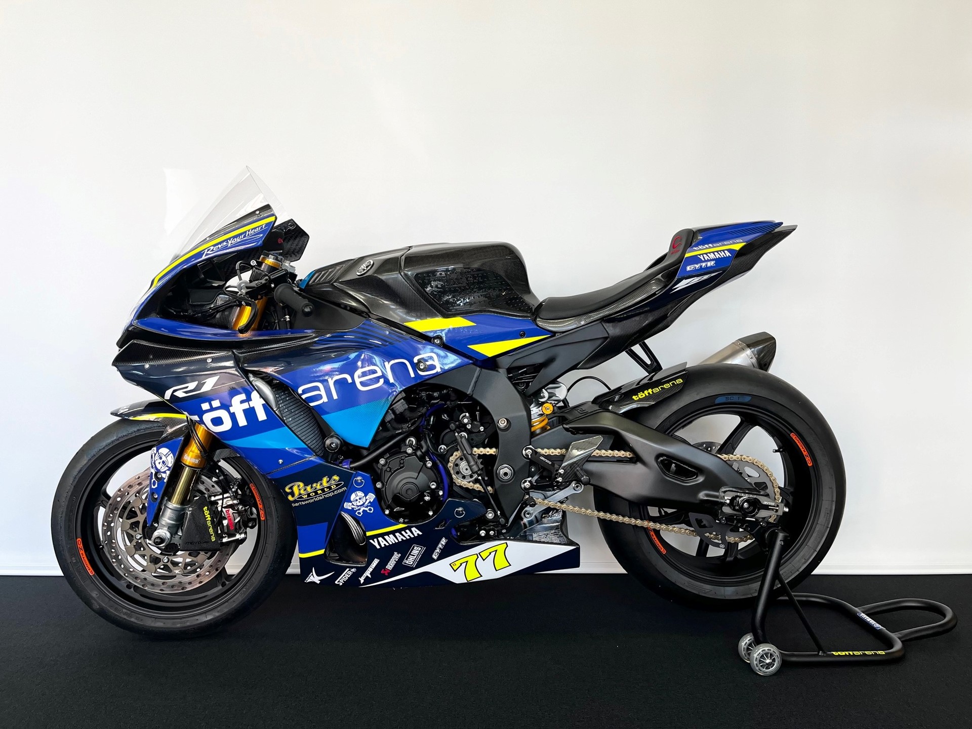YAMAHA YZF-R1 ABS-showroom-element-1