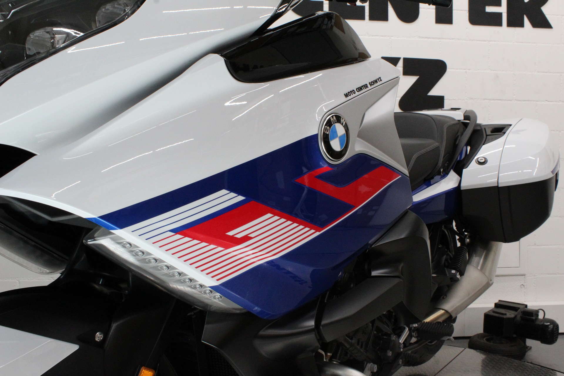 BMW K 1600 GT-showroom-element-3