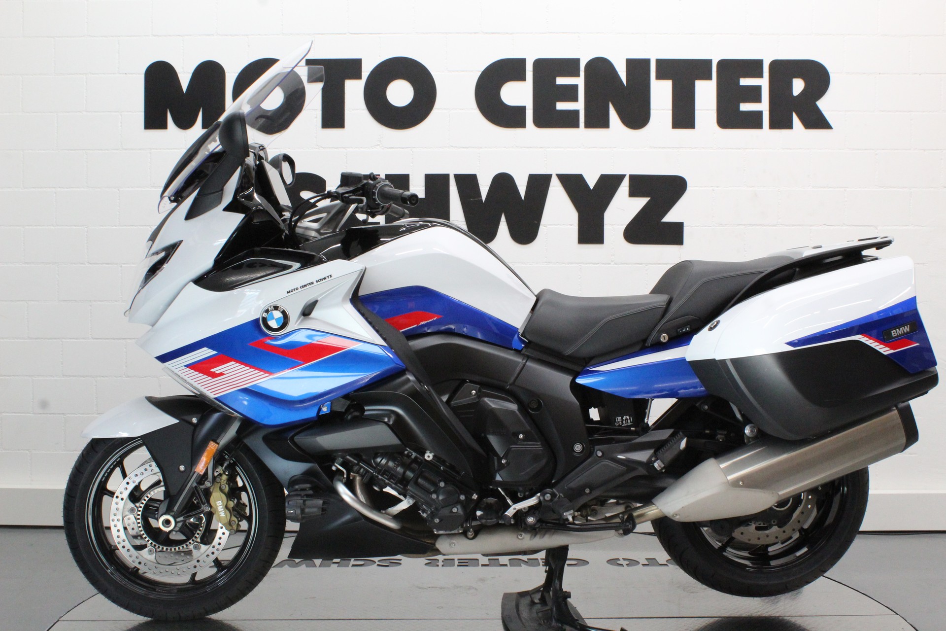 BMW K 1600 GT-showroom-element-2