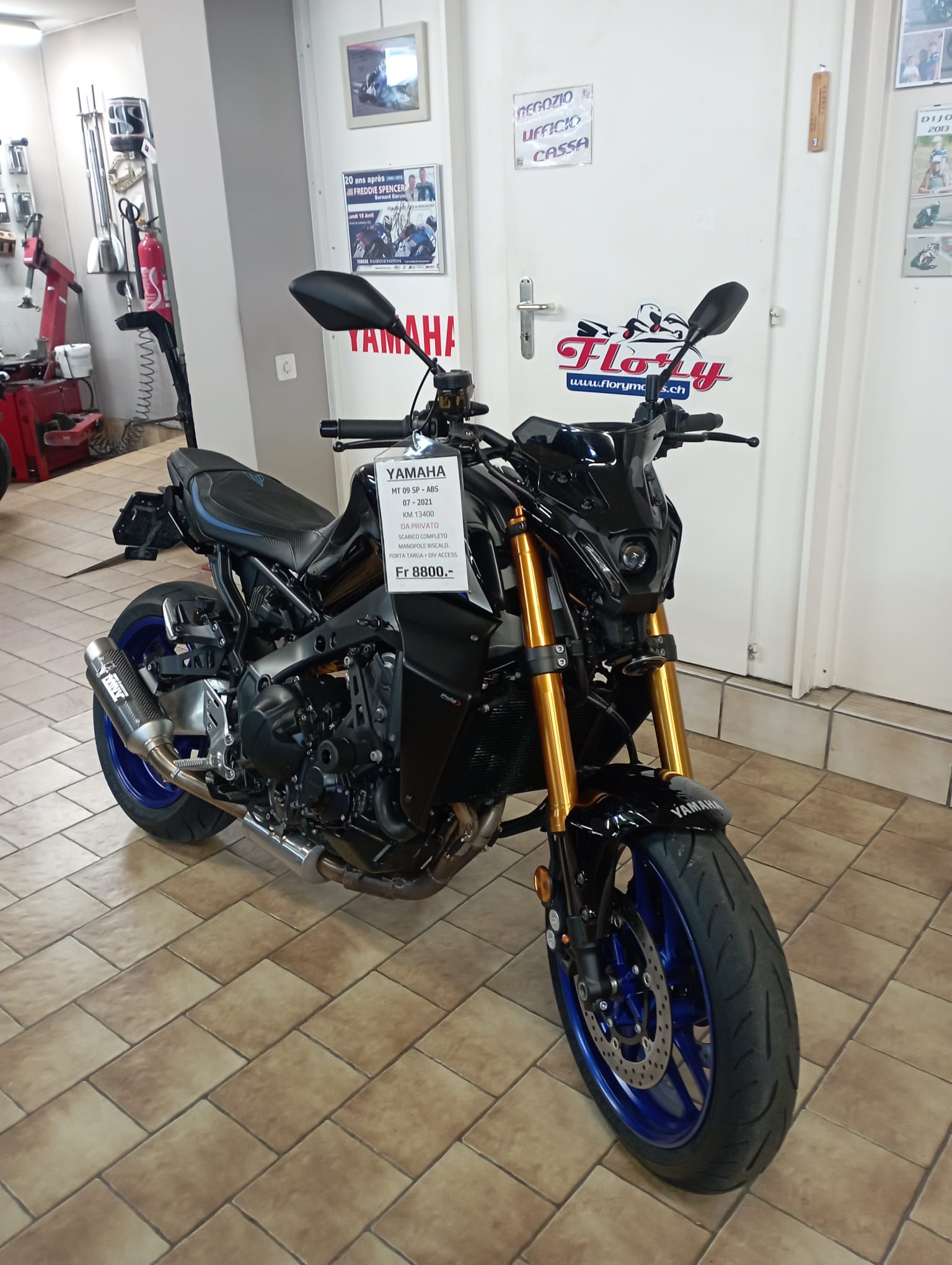 YAMAHA MT-09 SP