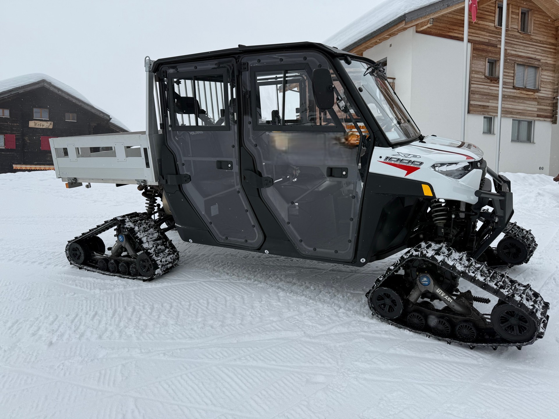 POLARIS 1000 Crew Raupentaxi