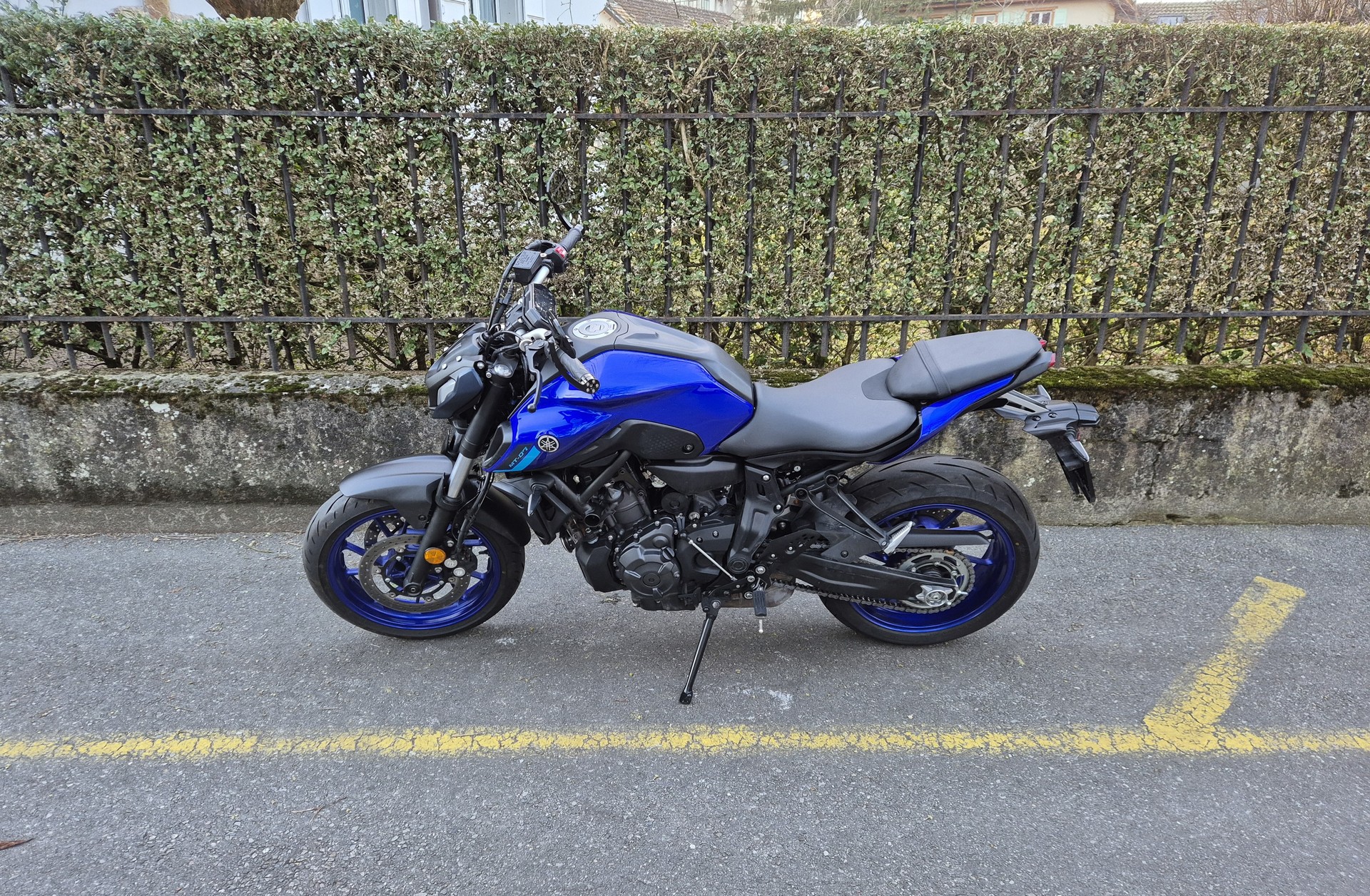 YAMAHA MT-07 (35KW)-showroom-element-3