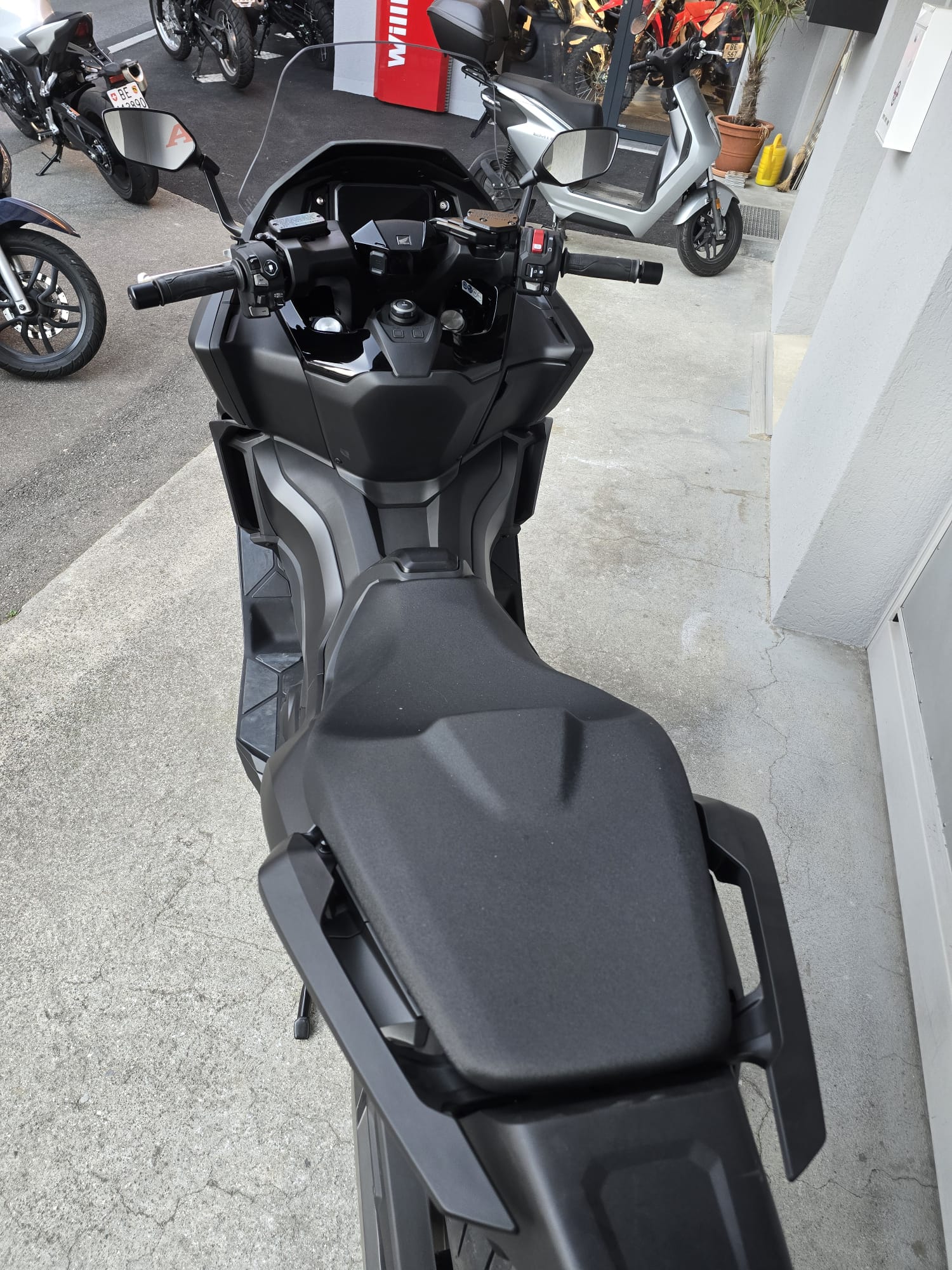 HONDA Forza 750-image-4