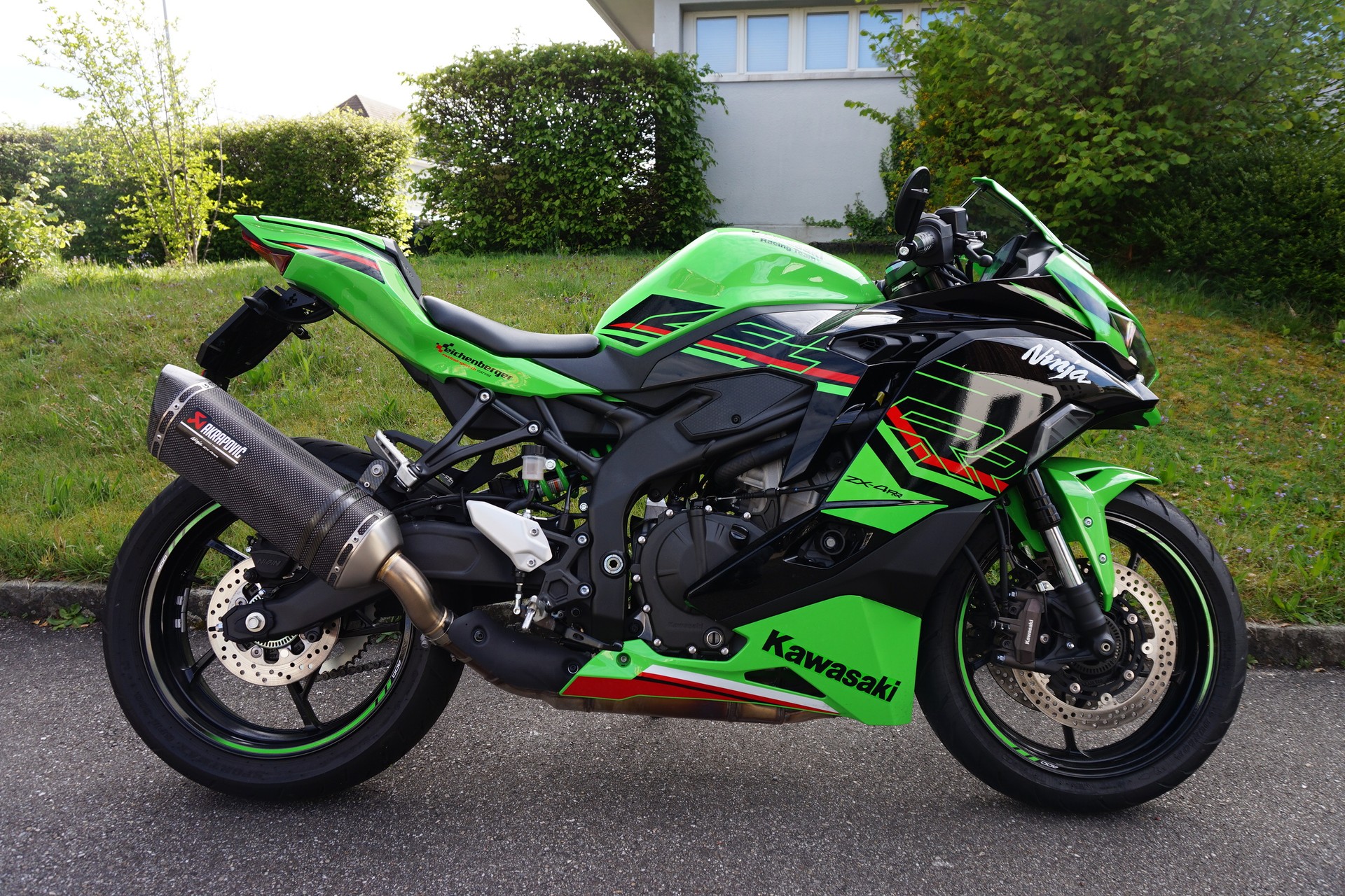 KAWASAKI Ninja ZX-4RR ABS KRT Edition Performance mit Heckumbau-image-2