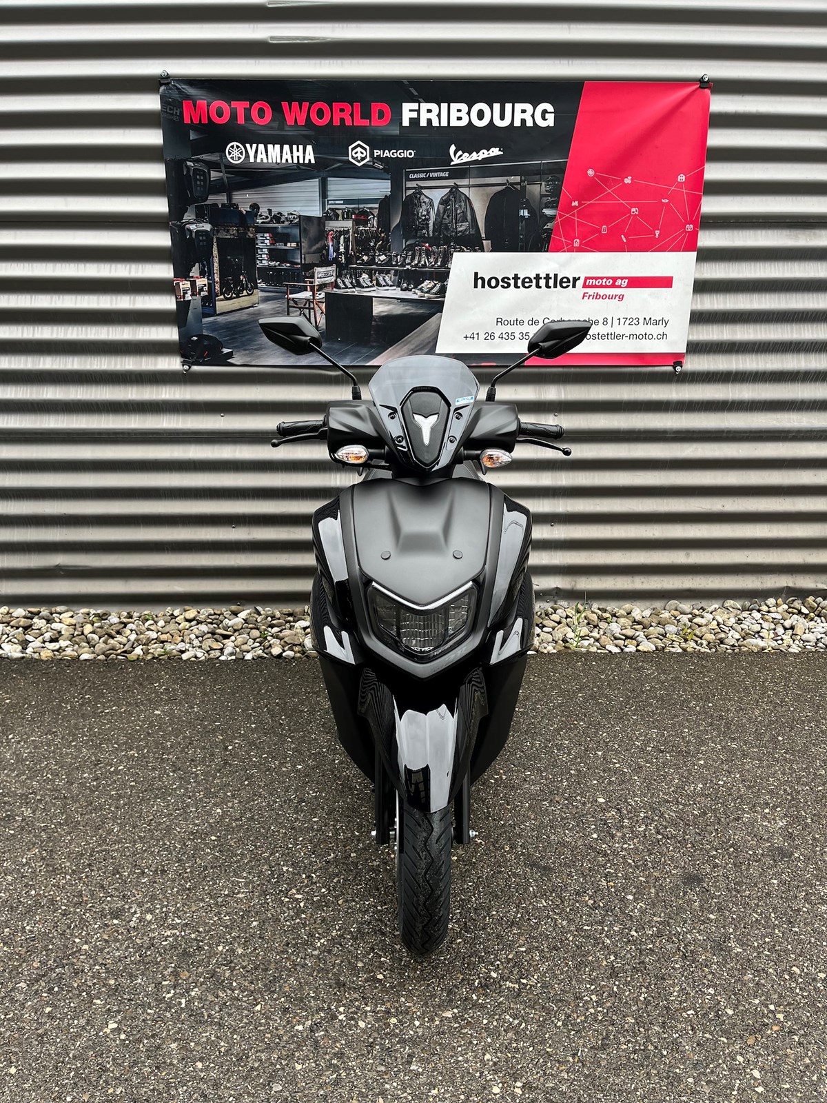 YAMAHA RZR-showroom-element-2