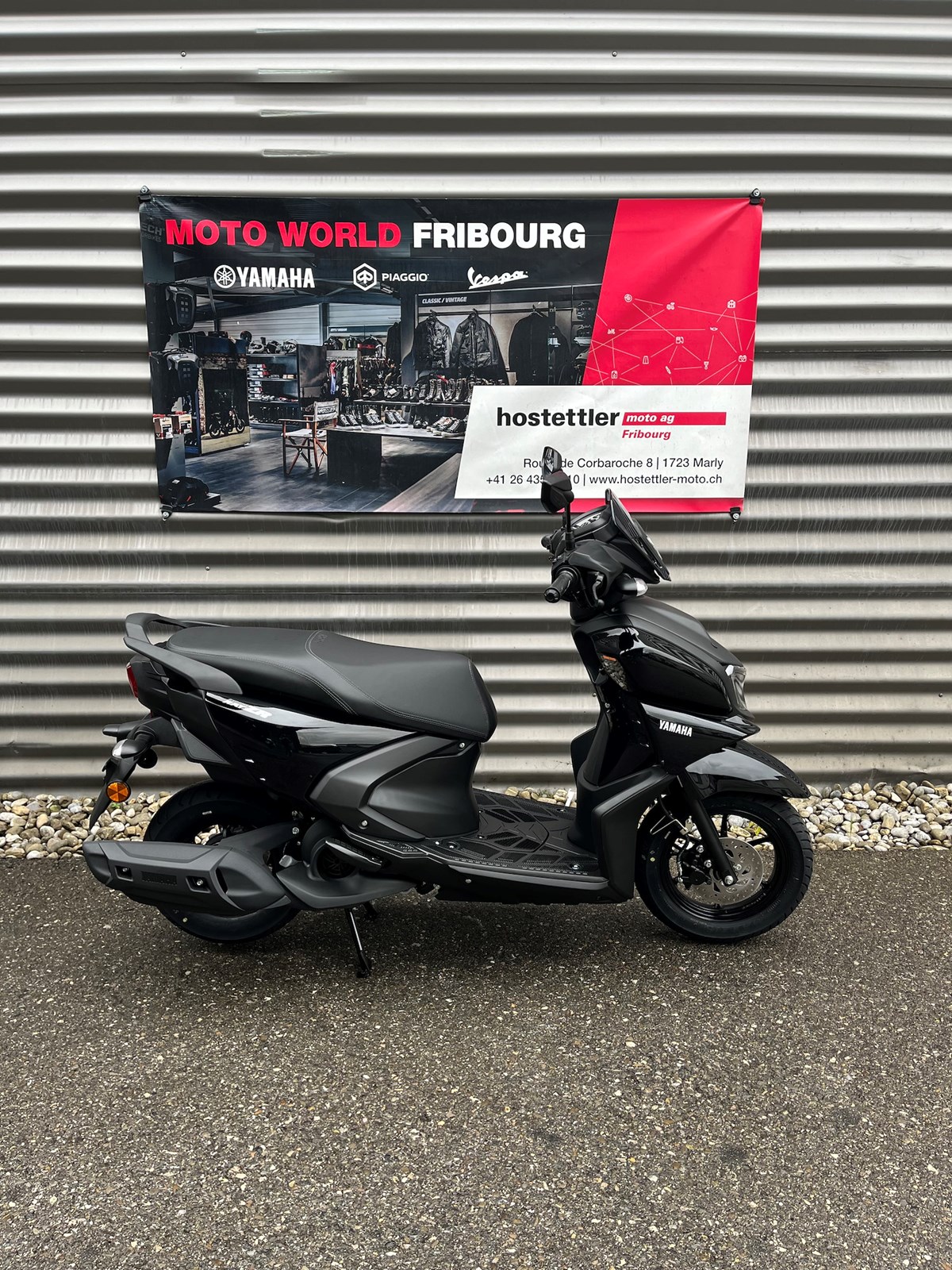YAMAHA RZR-showroom-element-3