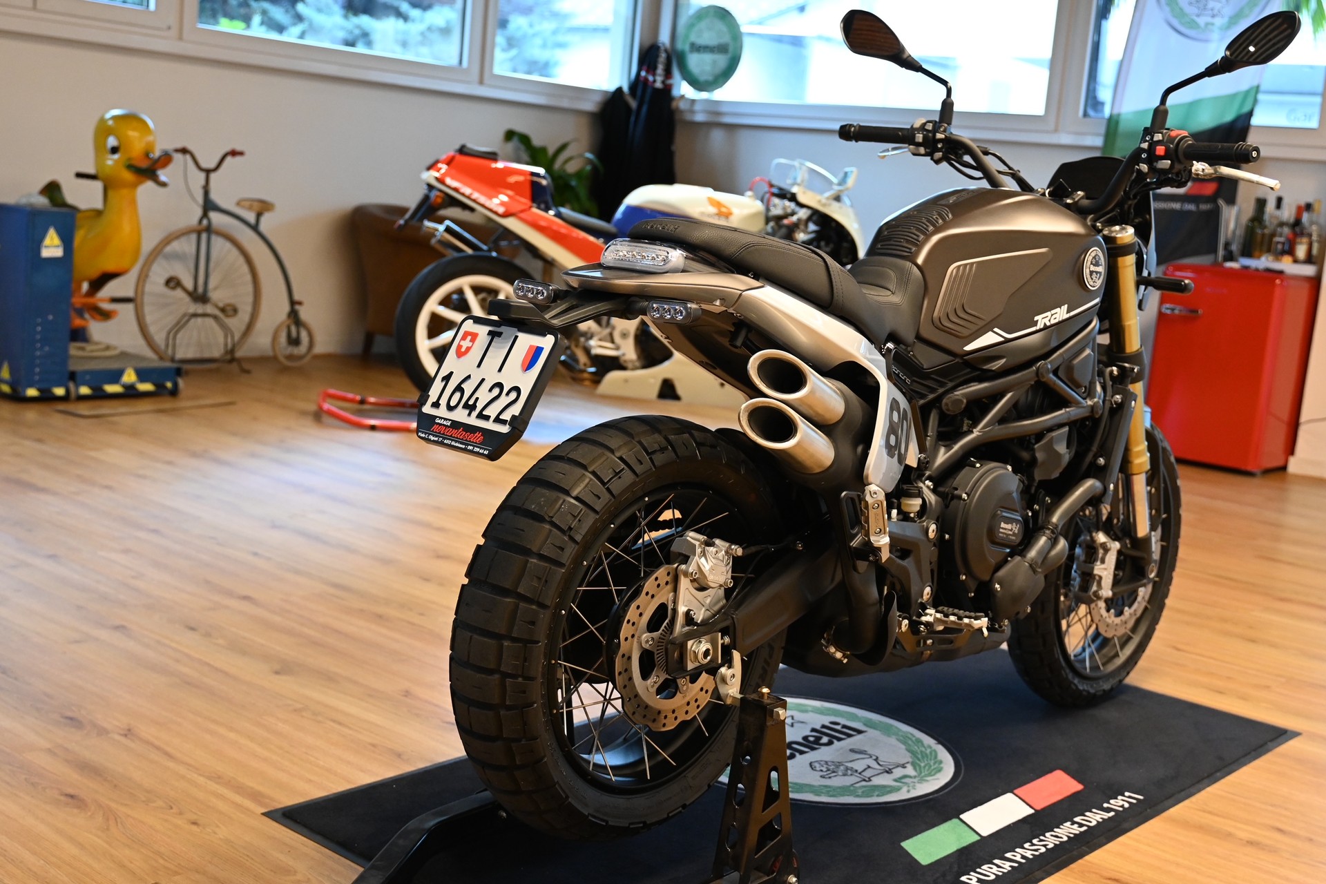 BENELLI Leoncino 800 T-image-2