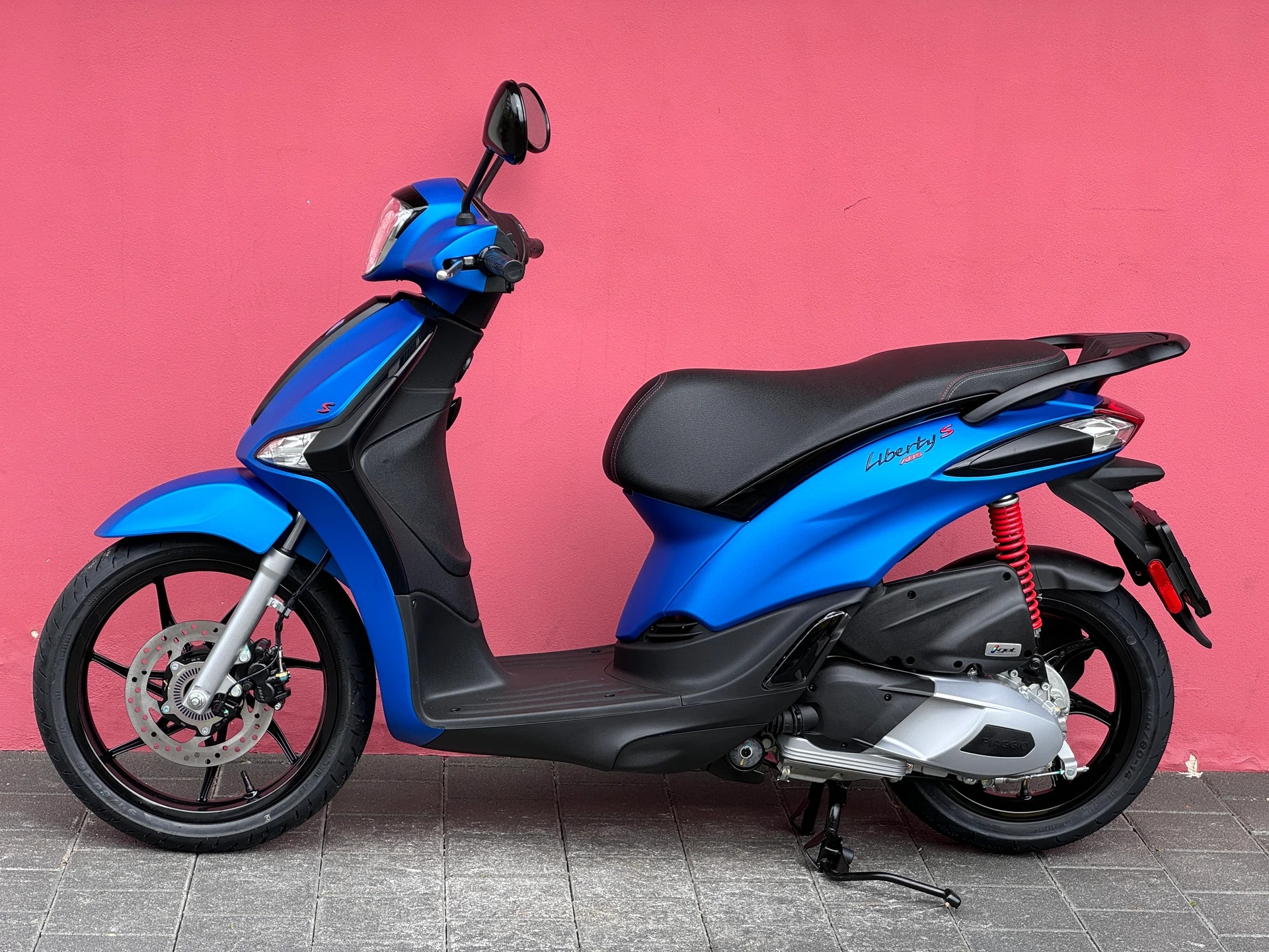 PIAGGIO Liberty 125 Sport-showroom-element-1