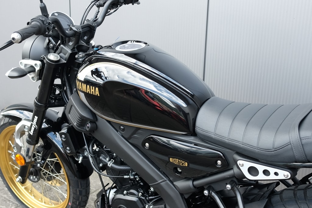 YAMAHA XSR 125 ABS Legacy-image-2