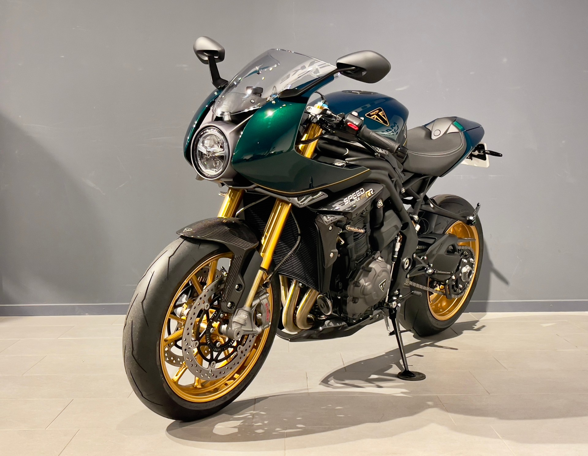 TRIUMPH Speed Triple RR-showroom-element-1