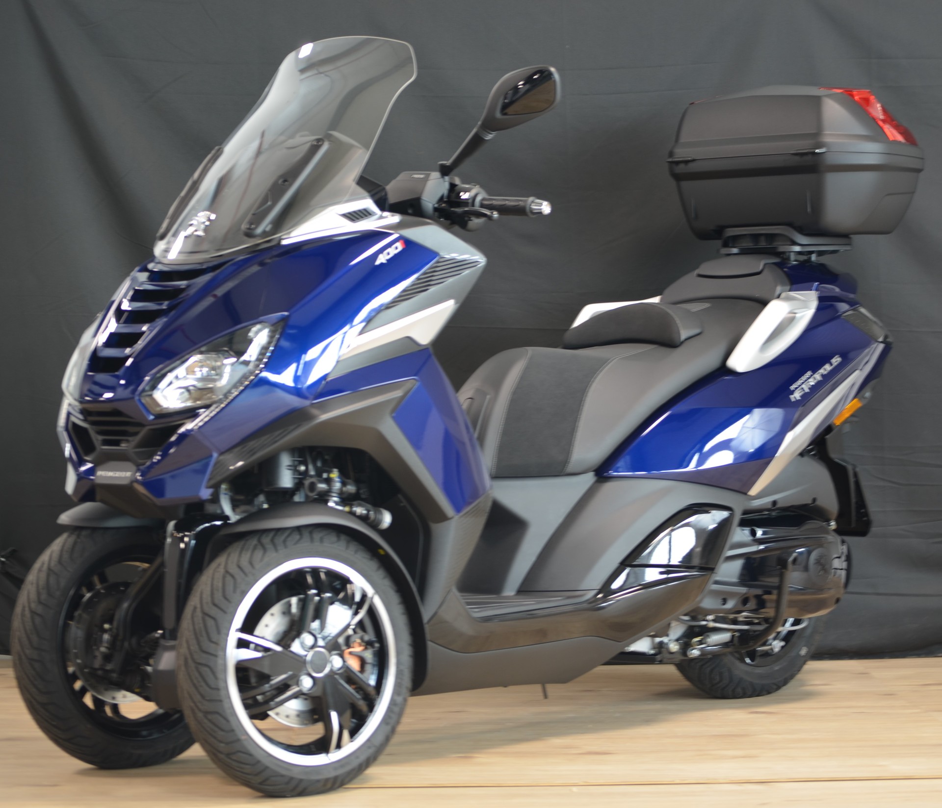 PEUGEOT Metropolis 400 Allue