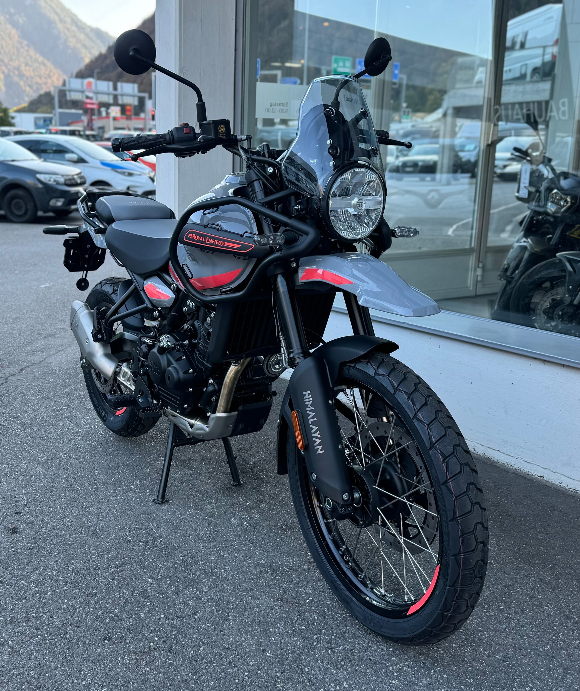 ROYAL ENFIELD Himalayan 450