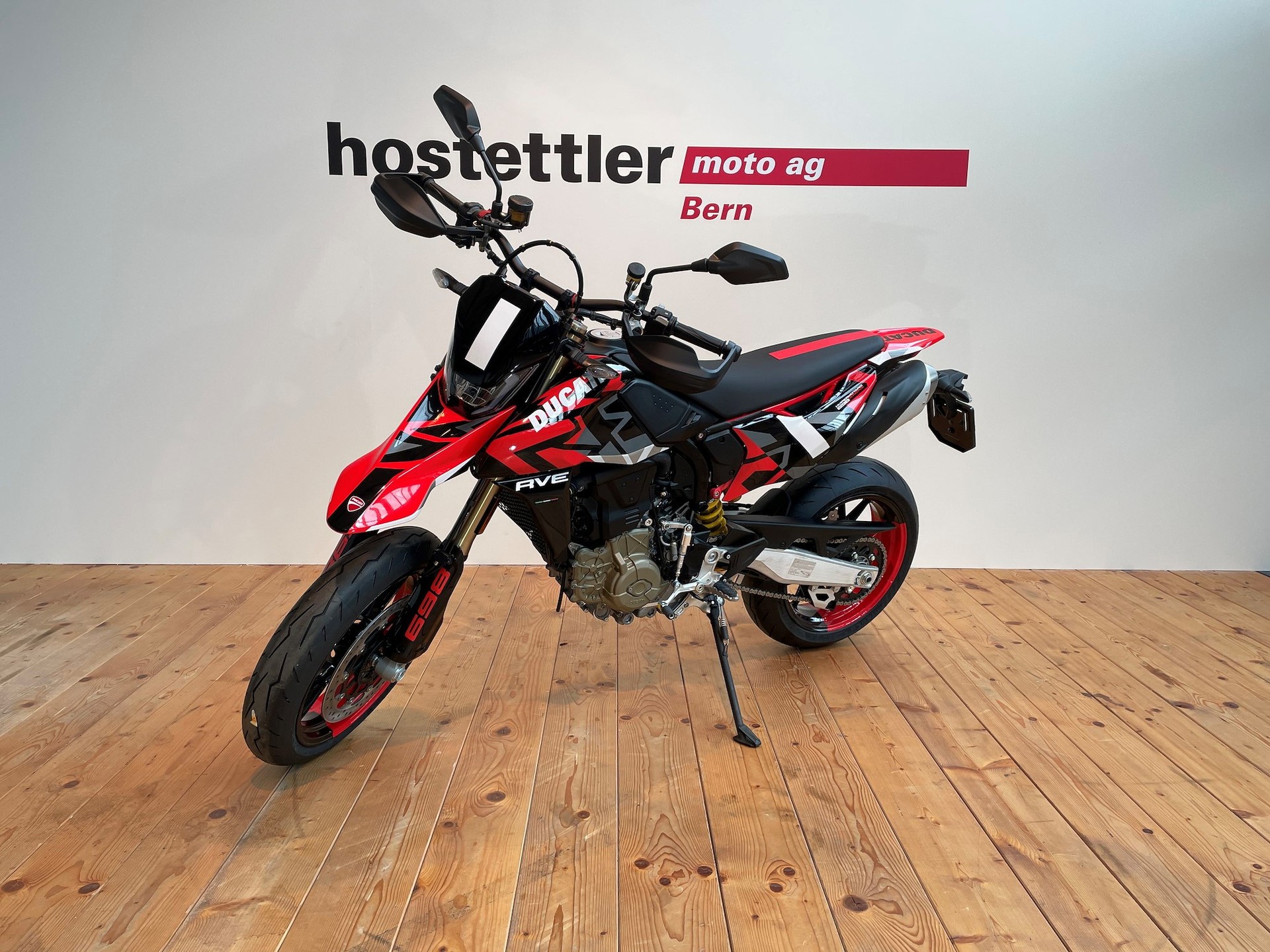 DUCATI HYPERMOTARD 698 Mono-showroom-element-3