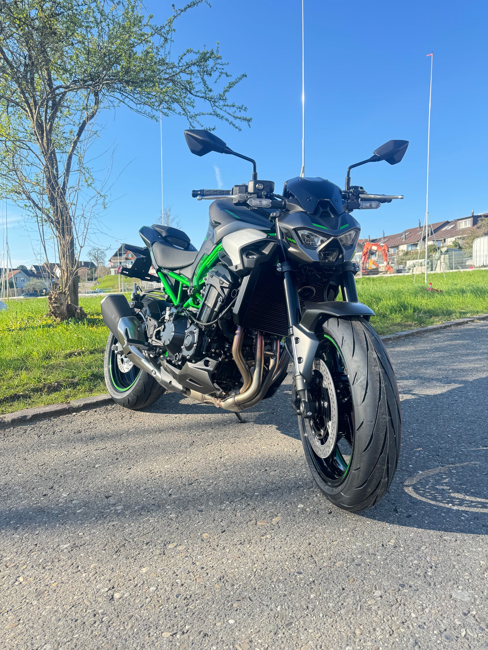 KAWASAKI Z 900 (70kW)-showroom-element-1