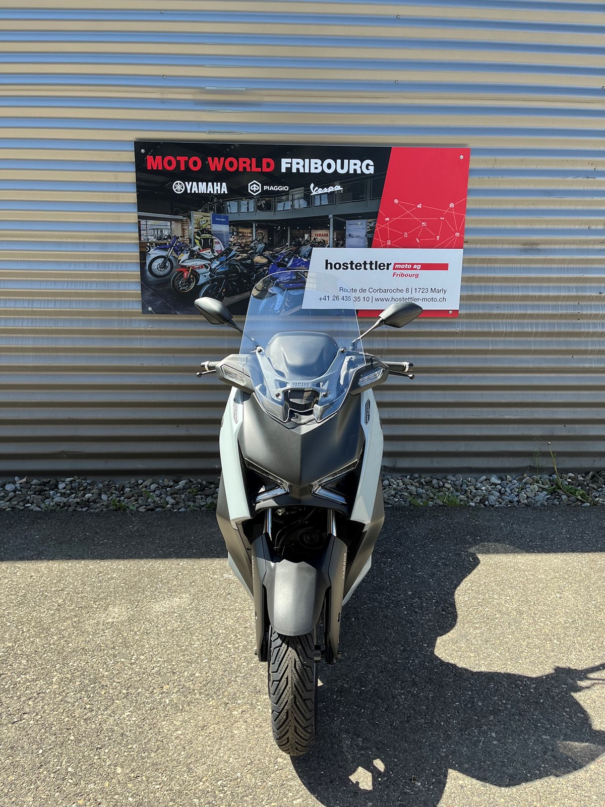 YAMAHA YP-image-2