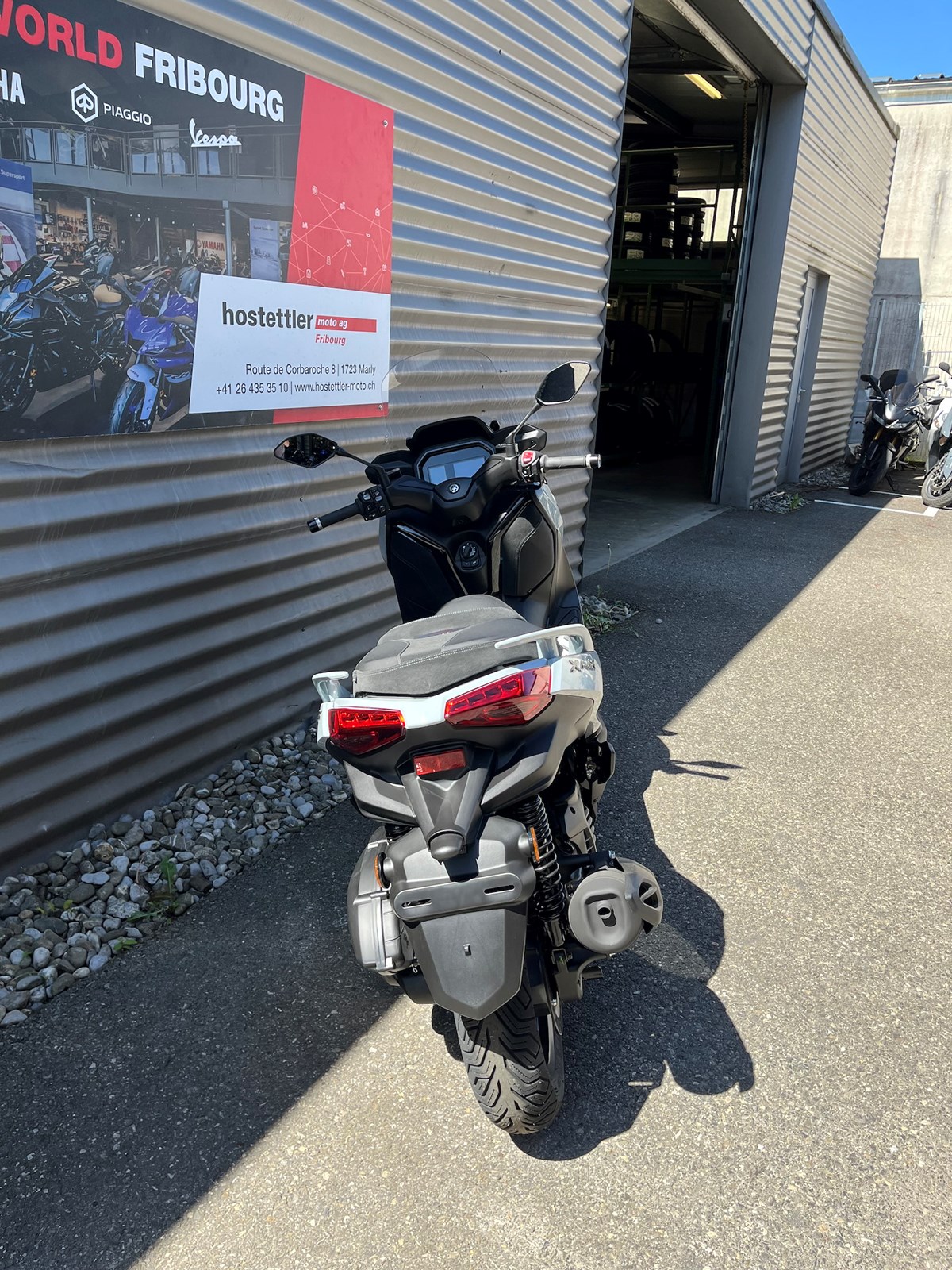YAMAHA YP-image-7