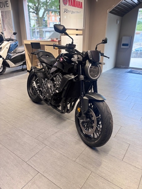 HONDA CB 1000 R Black Edition