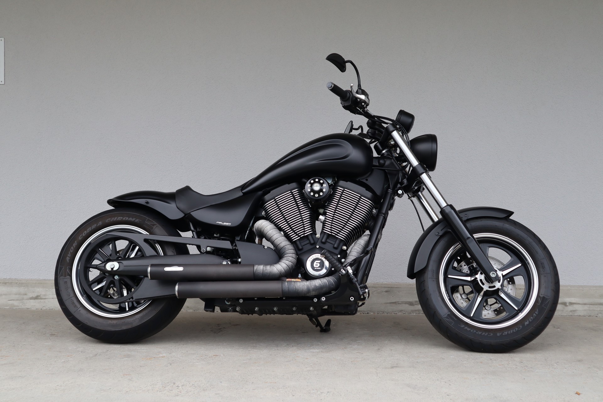 VICTORY Judge-showroom-element-2