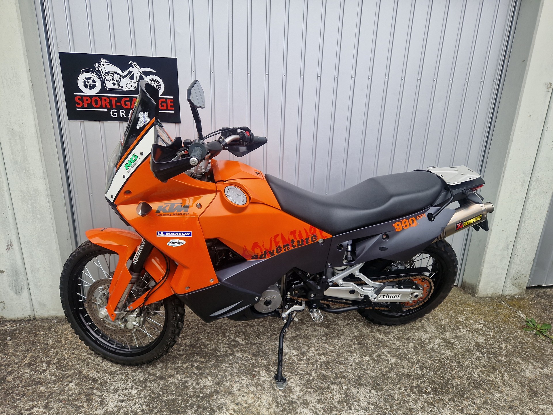 KTM 990 Adventure ABS-showroom-element-1