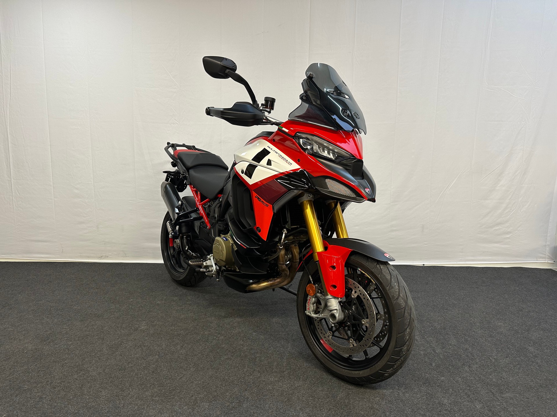 DUCATI Multistrada V4 Pikes Peak Radar-showroom-element-1