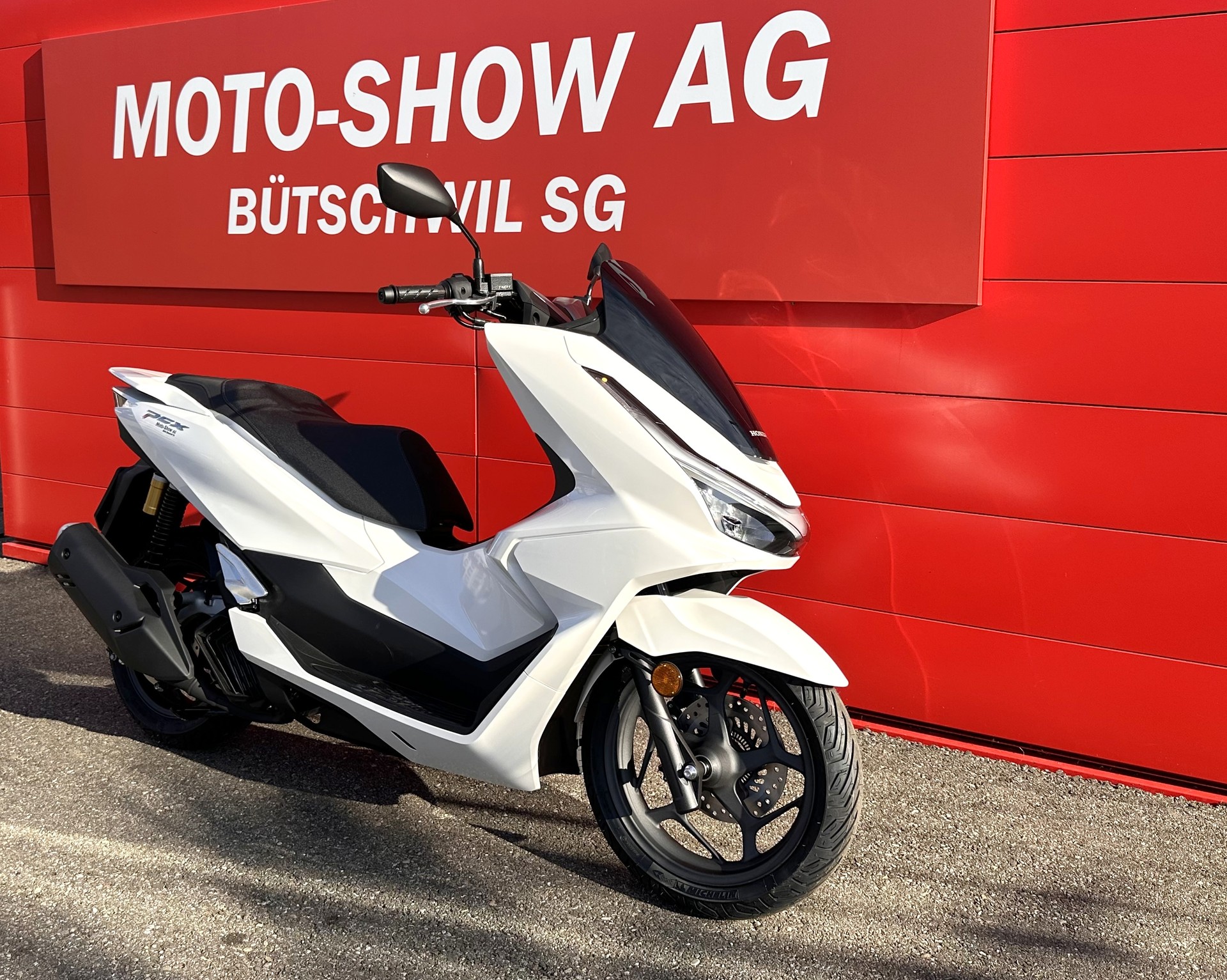 HONDA PCX 125 i ABS-showroom-element-1