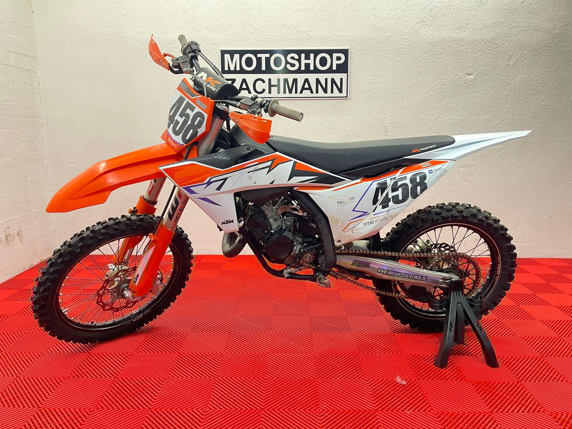 KTM 125 SX 2023-showroom-element-1