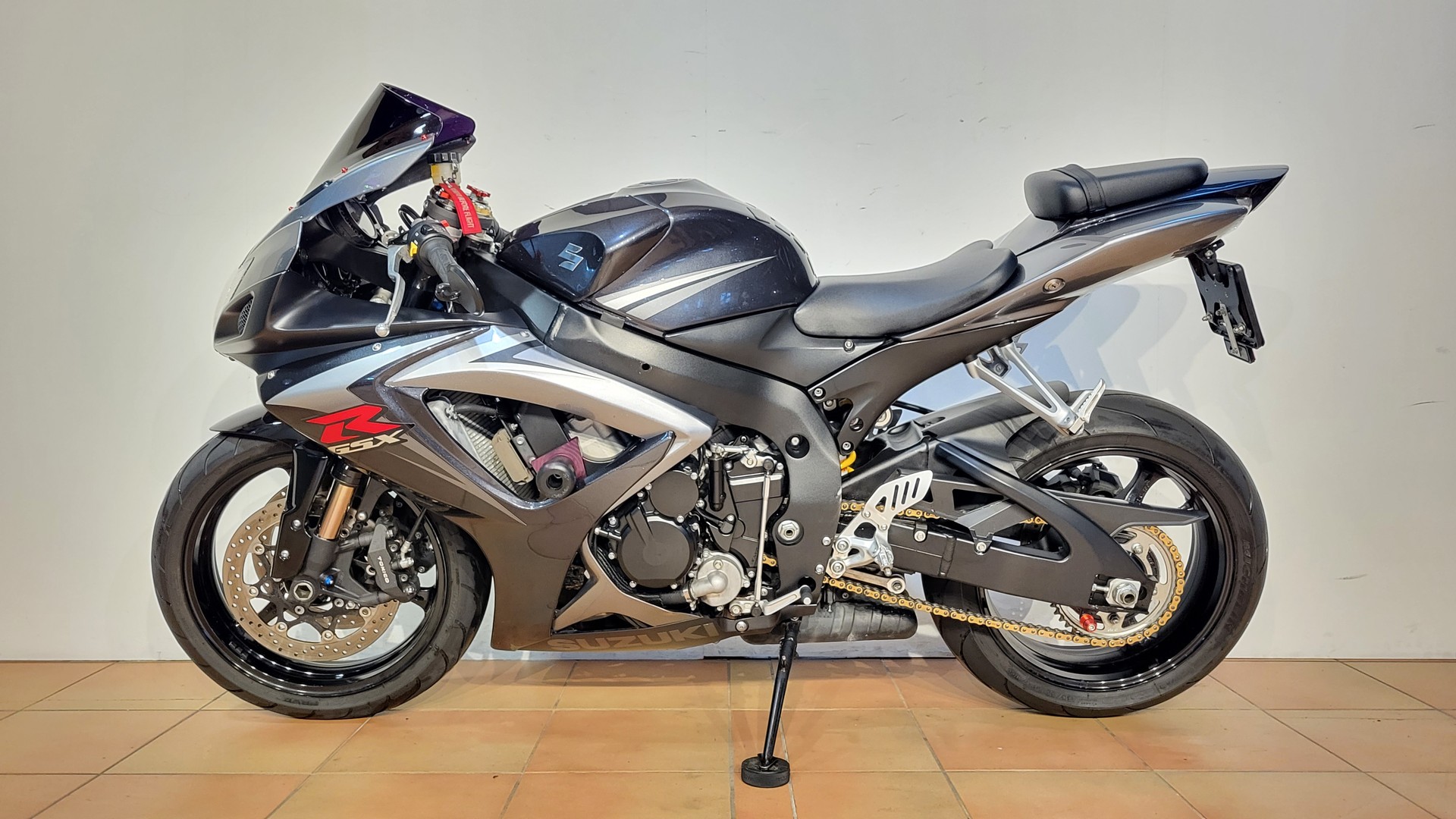 SUZUKI GSX-R 750 K6-showroom-element-1