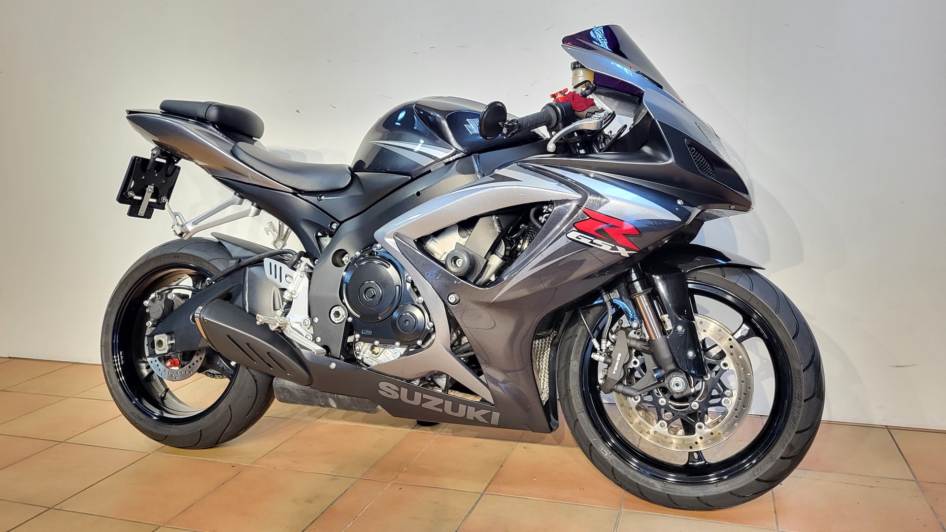 SUZUKI GSX-R 750 K6-showroom-element-2