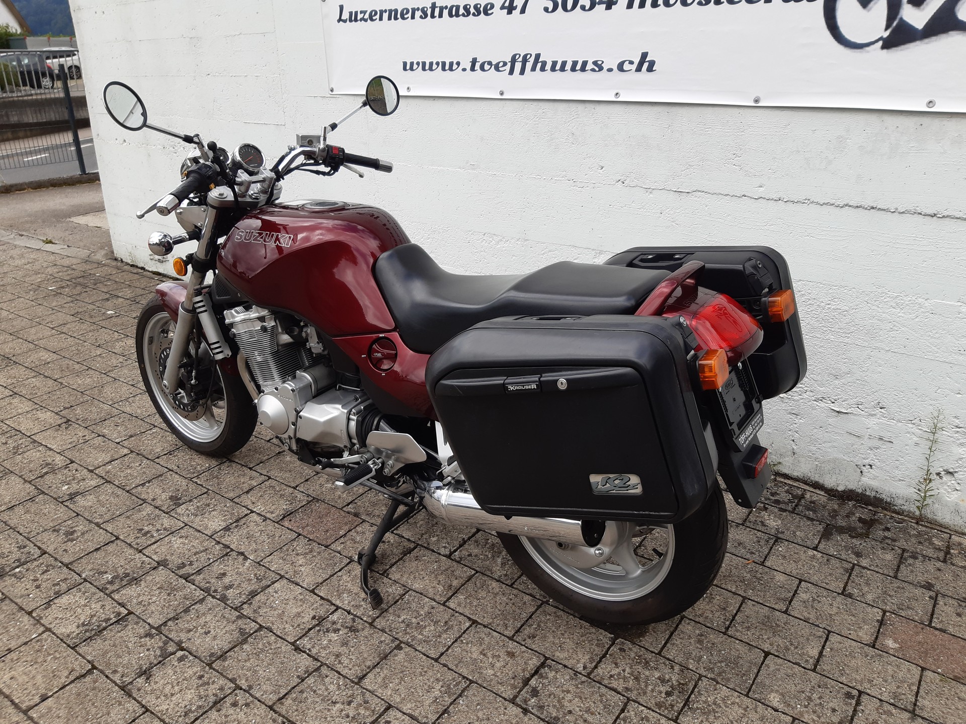 SUZUKI GSX 1100 G M/N-showroom-element-2