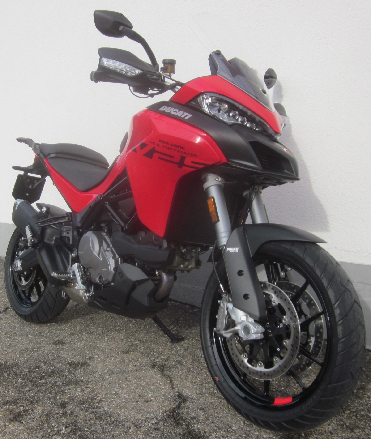 DUCATI Multistrada V2 S-image-2