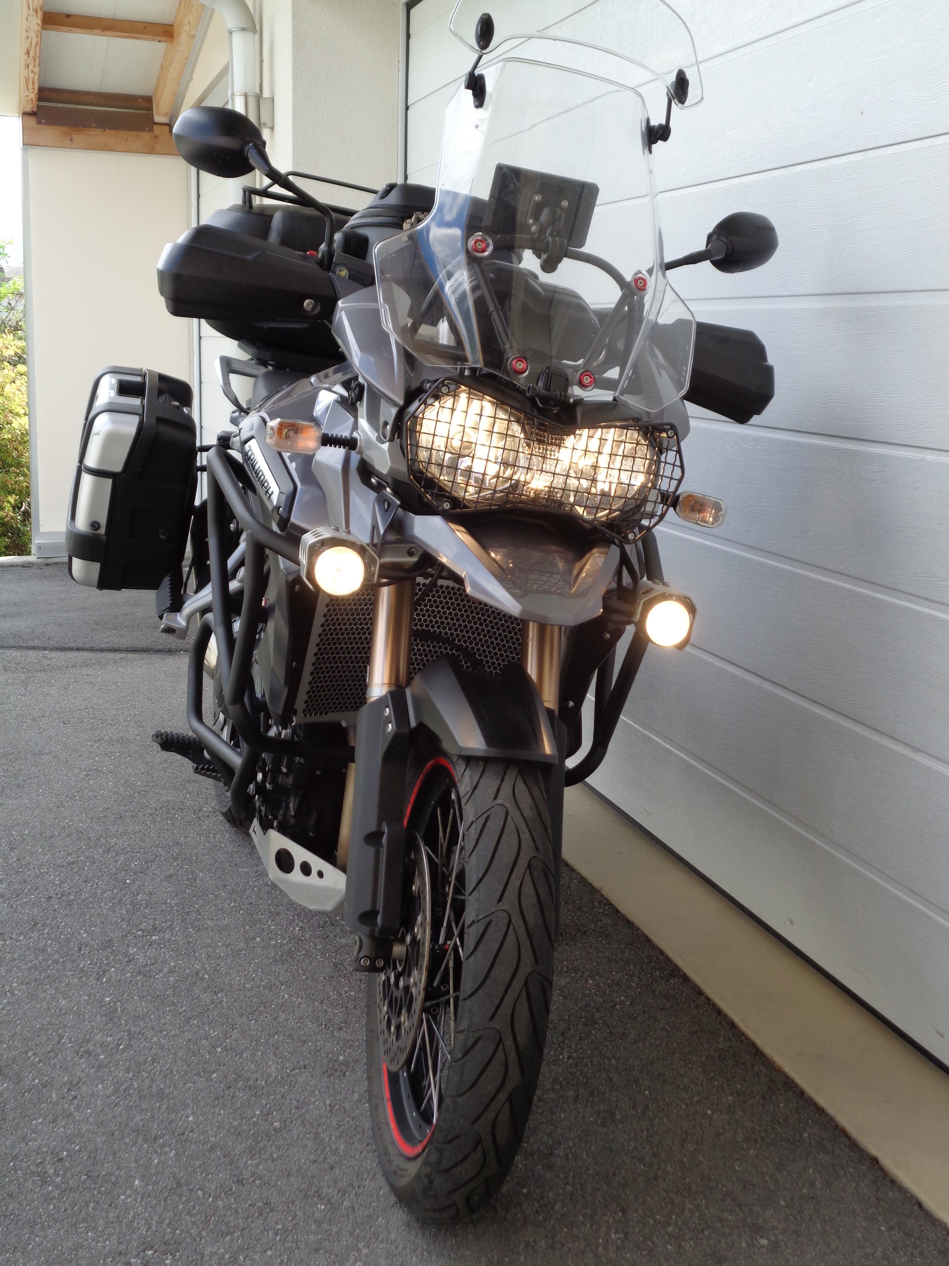 TRIUMPH Tiger 1200 Explorer XC Spoke Wheels ABS-showroom-element-2