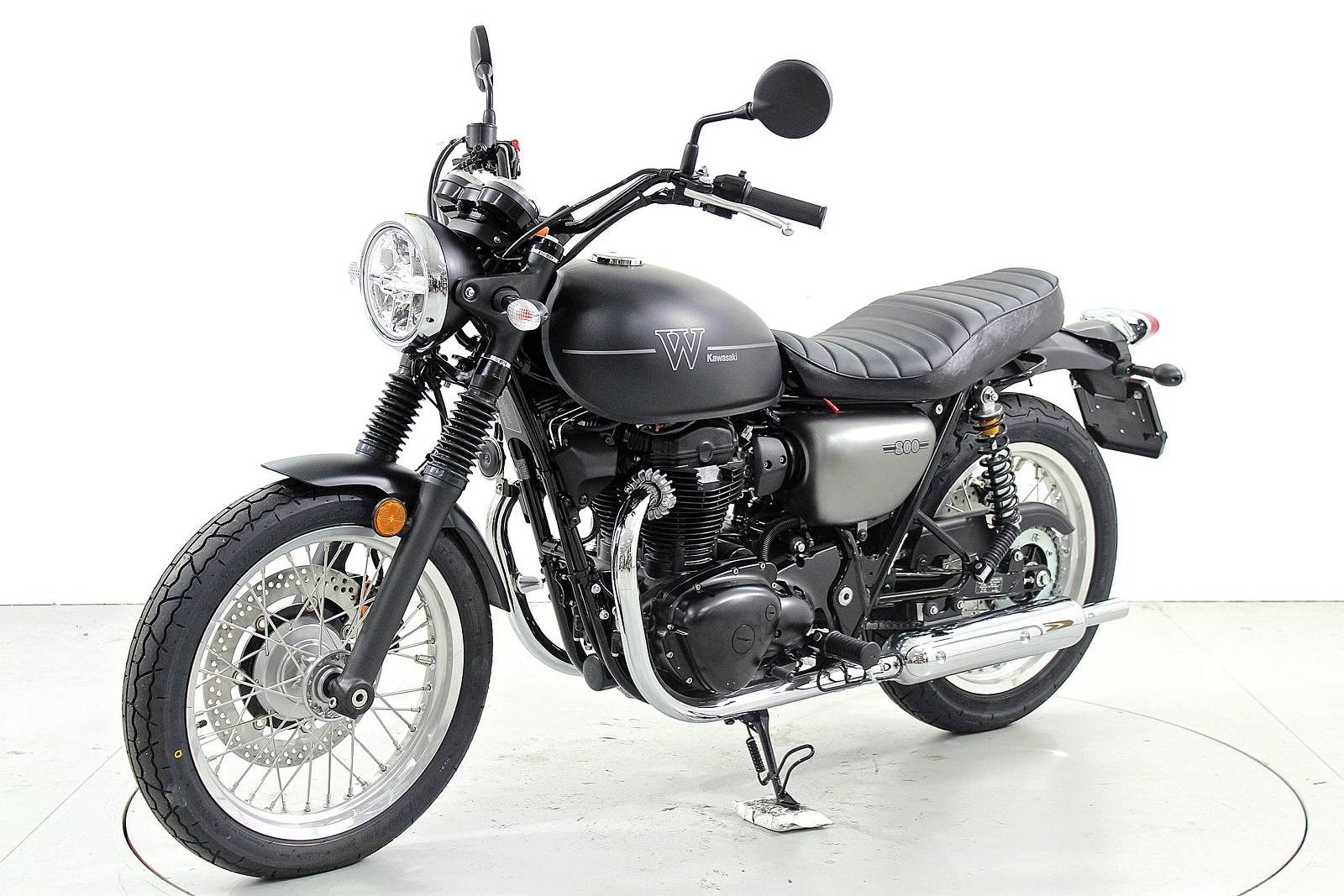 KAWASAKI W 800 Street ABS-showroom-element-1