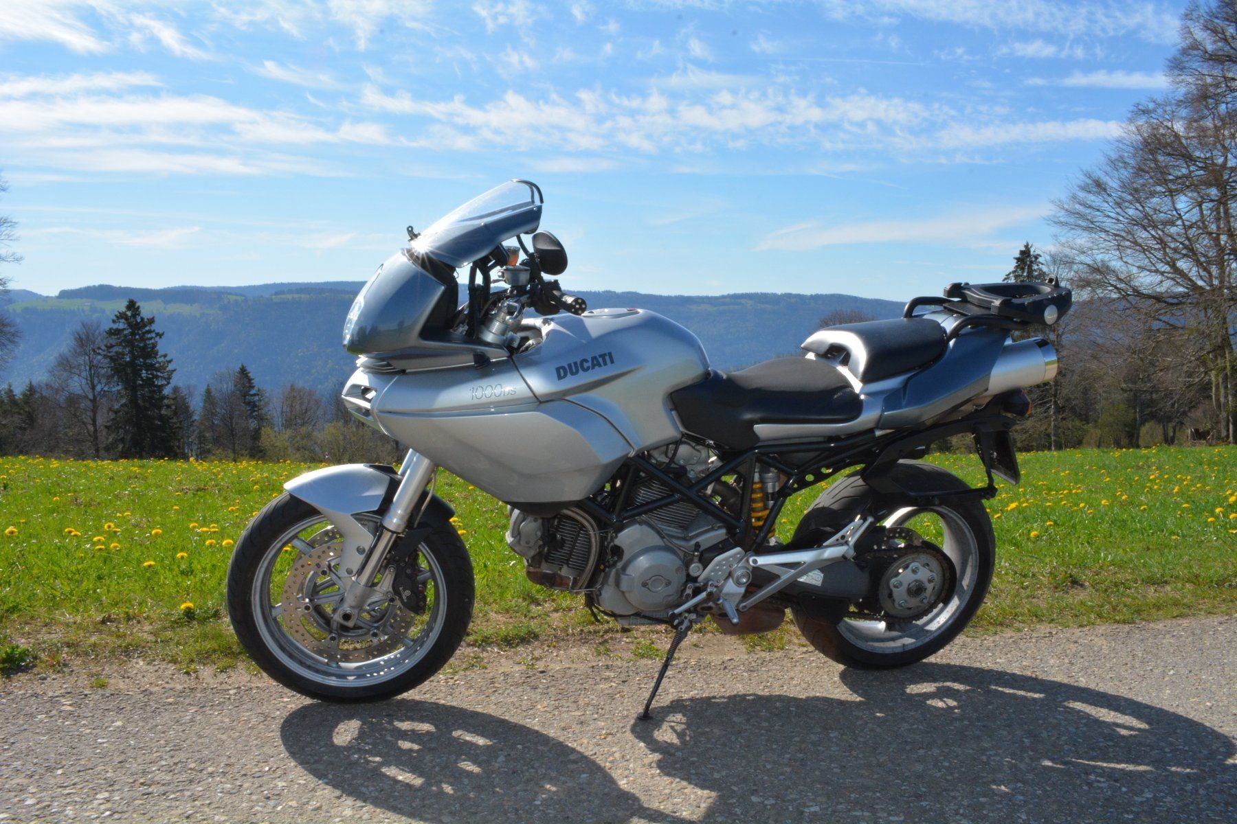 DUCATI Multistrada 1000 DS