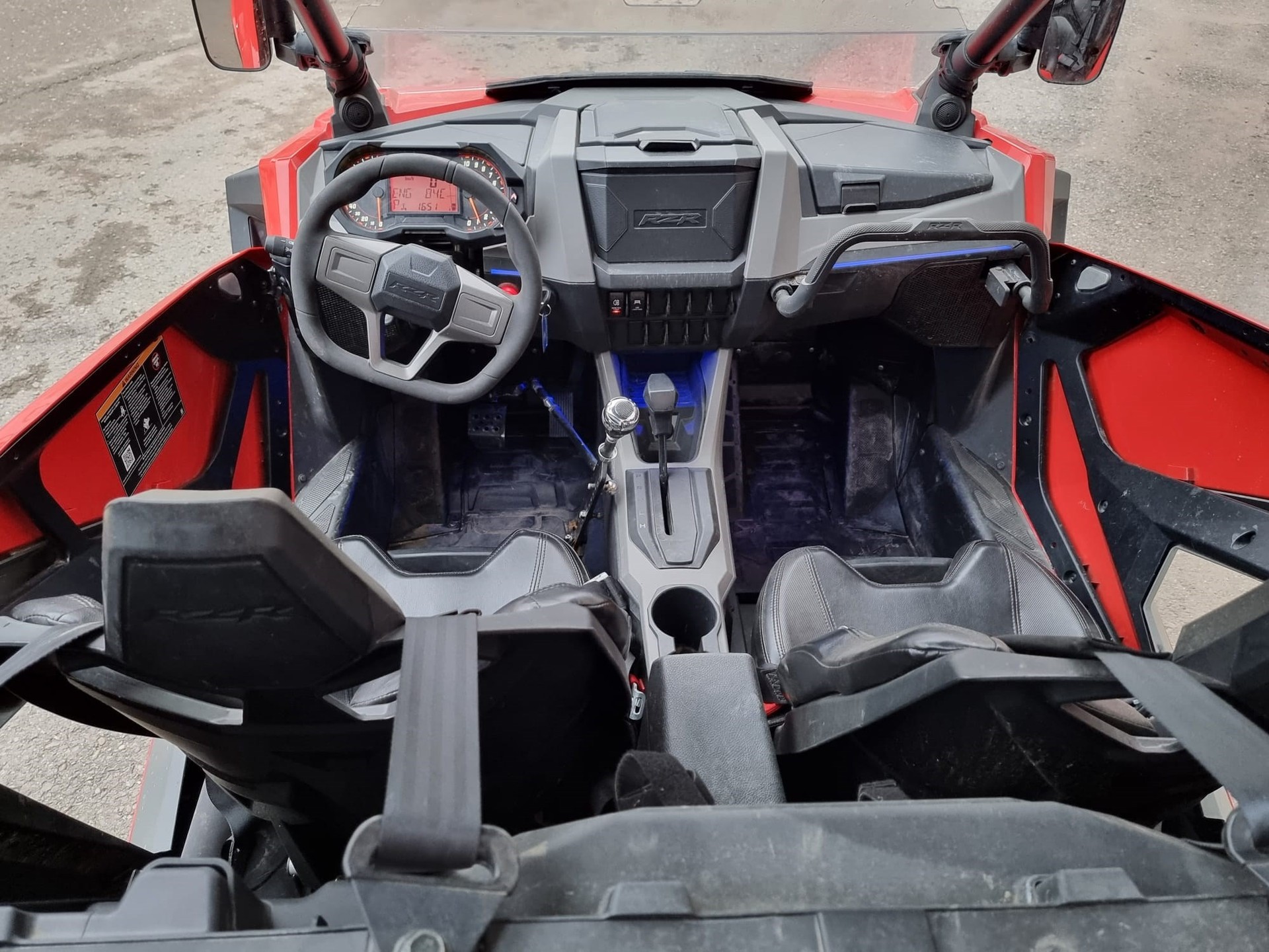 POLARIS RZR 1000 XP Turbo Pro R-showroom-element-3