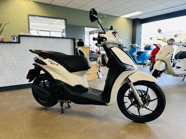PIAGGIO Liberty 125 Sport-image-2