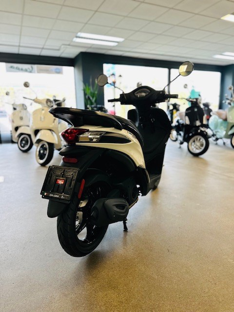 PIAGGIO Liberty 125 Sport-image-3