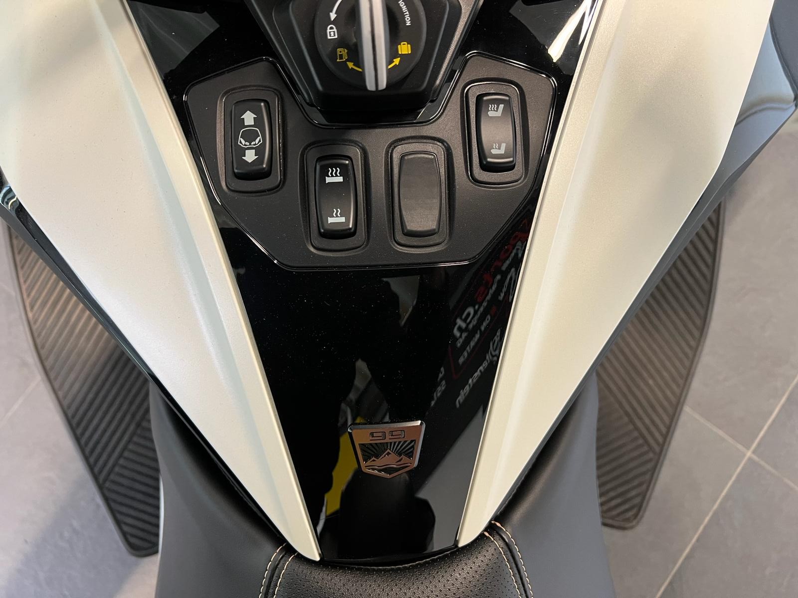 CAN-AM Spyder RT Sea-to-Sky SE06-image-13