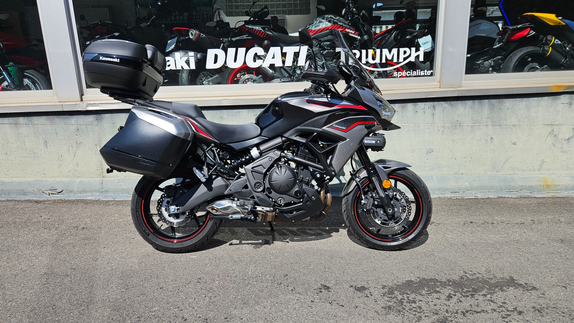 KAWASAKI Versys 650 Tourer-showroom-element-1