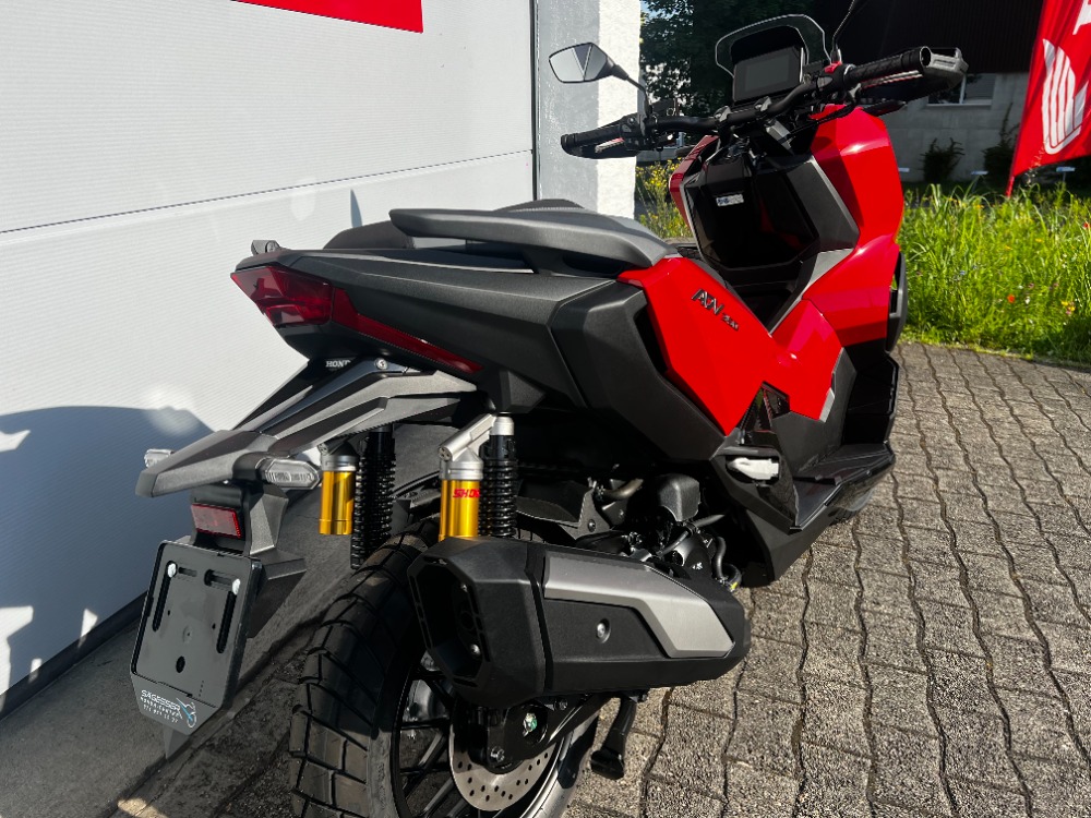 HONDA ADV 350-image-1