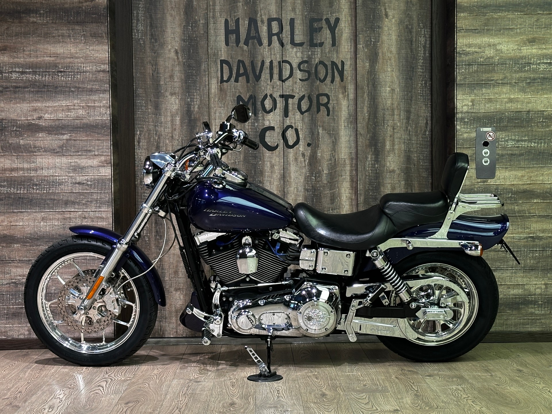HARLEY-DAVIDSON FXDL Dyna Low Rider-showroom-element-3