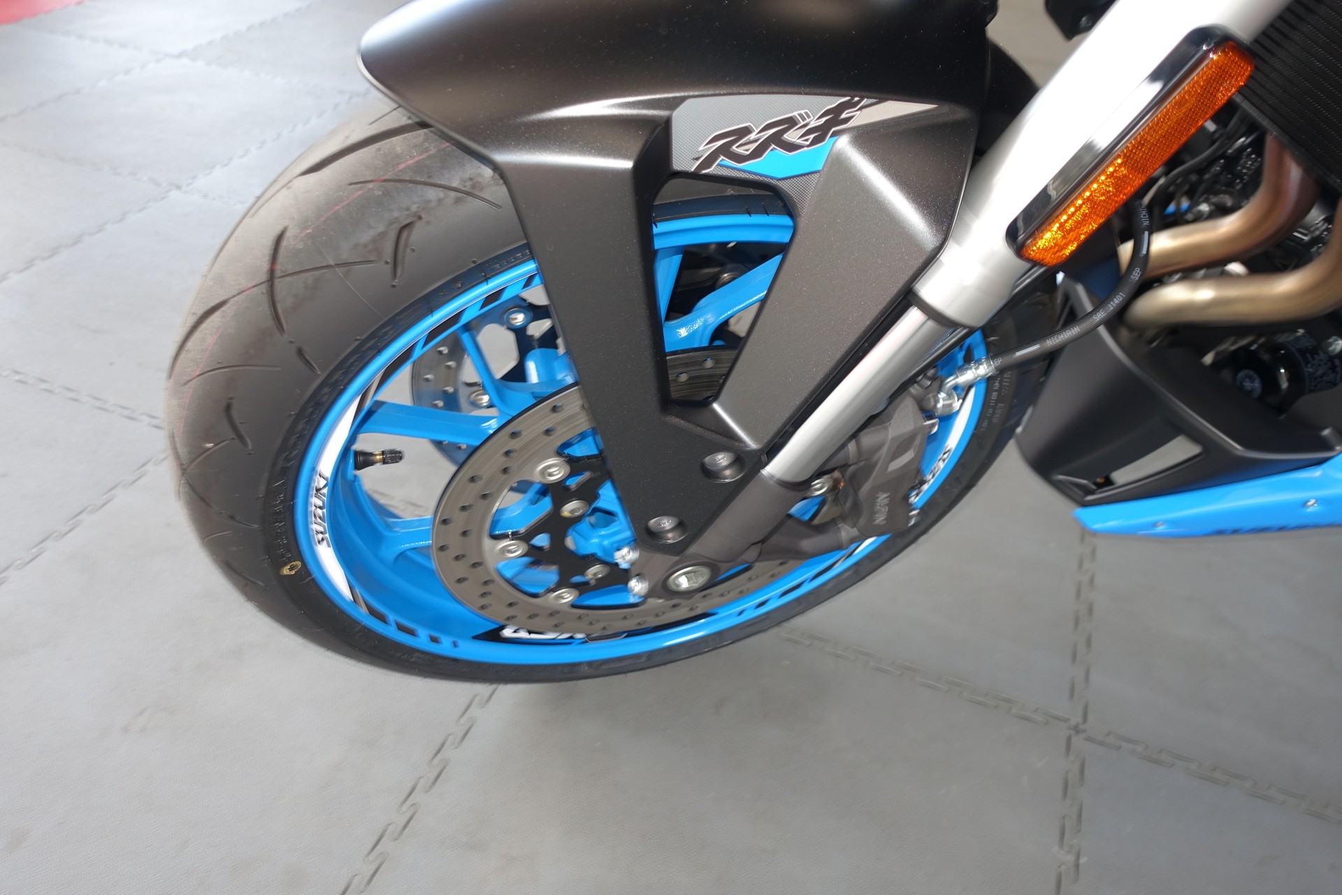 SUZUKI GSX 8S EVO (35kW)-image-8