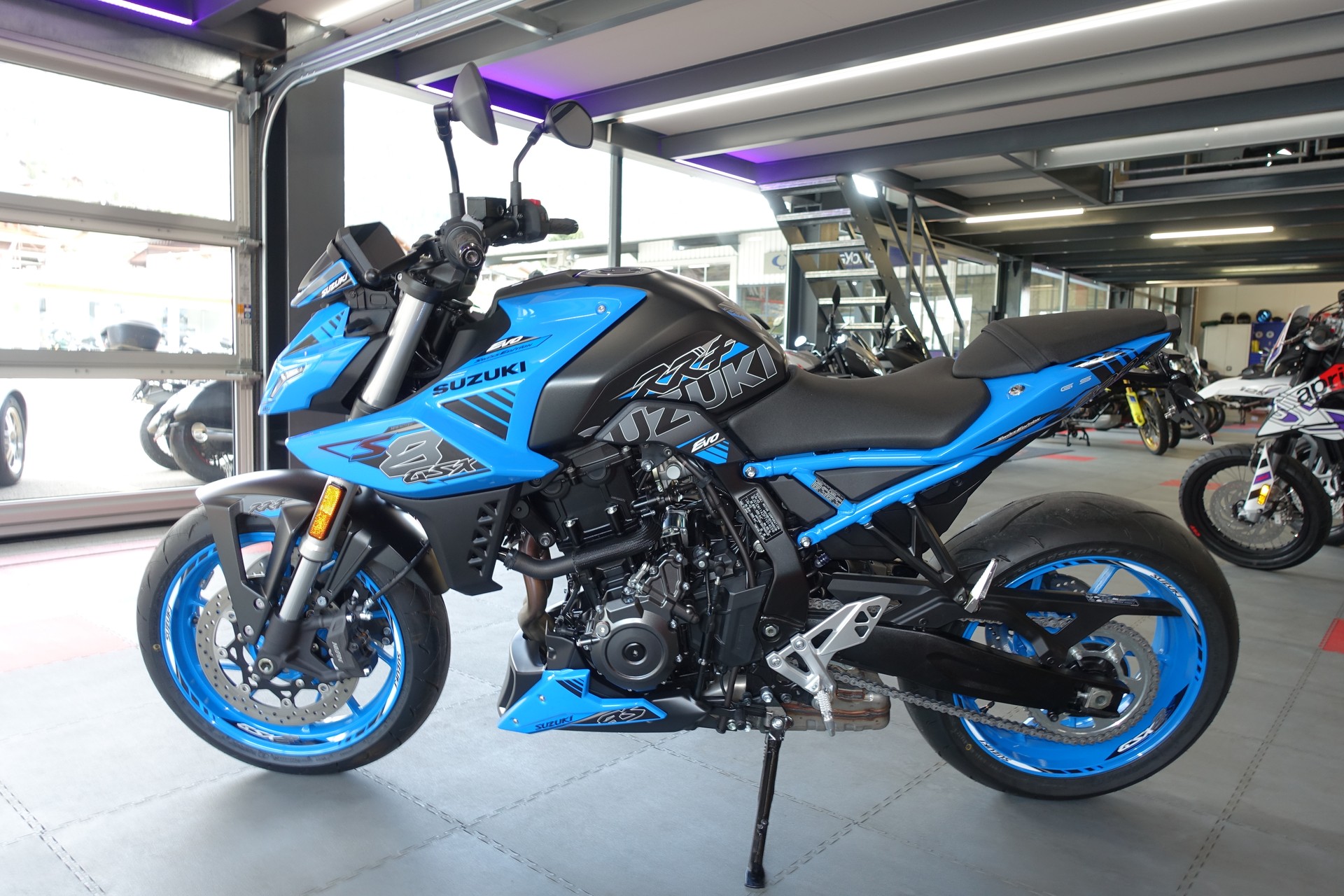 SUZUKI GSX 8S EVO (35kW)-image-5