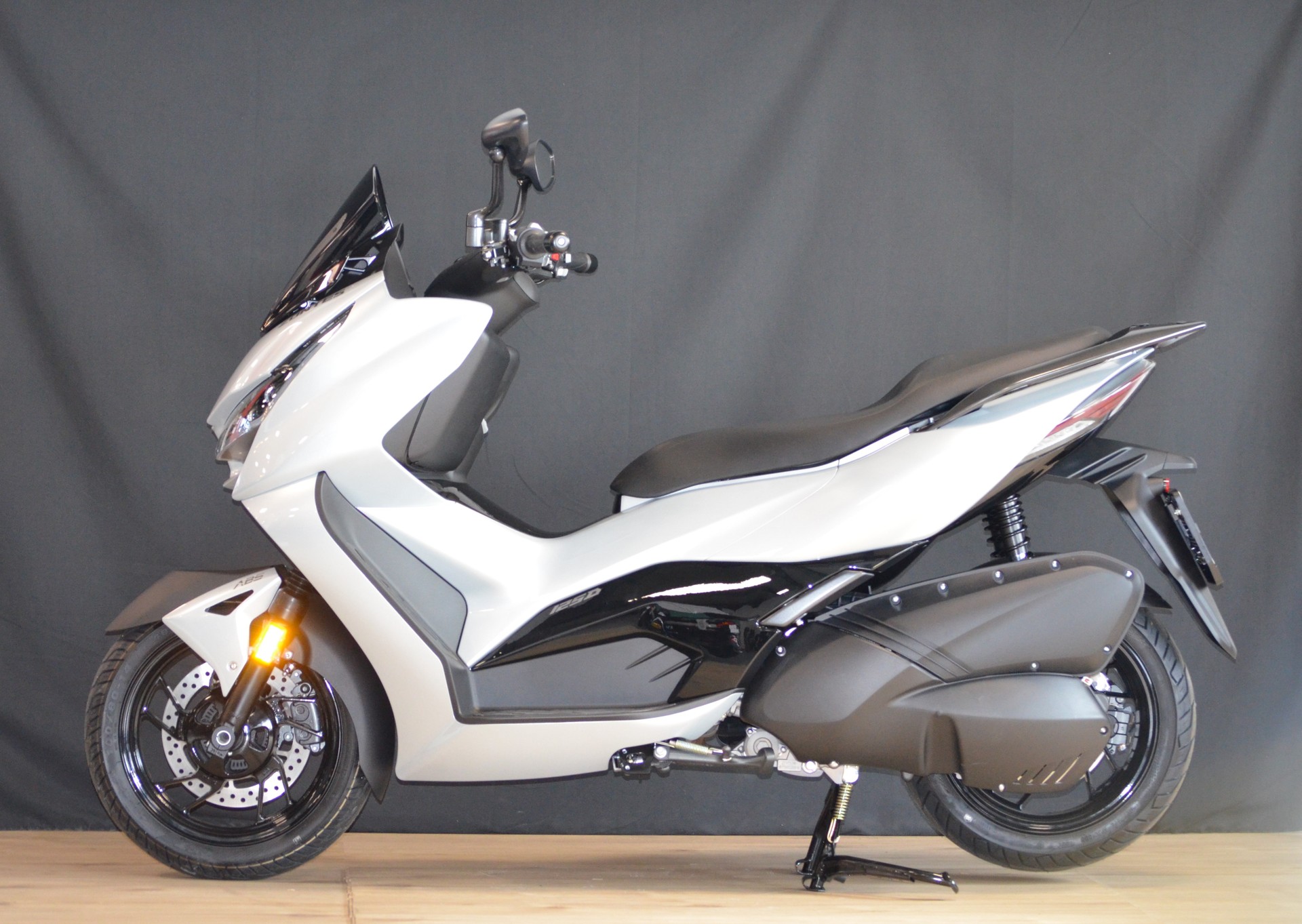 ZONTES 125 D-showroom-element-2