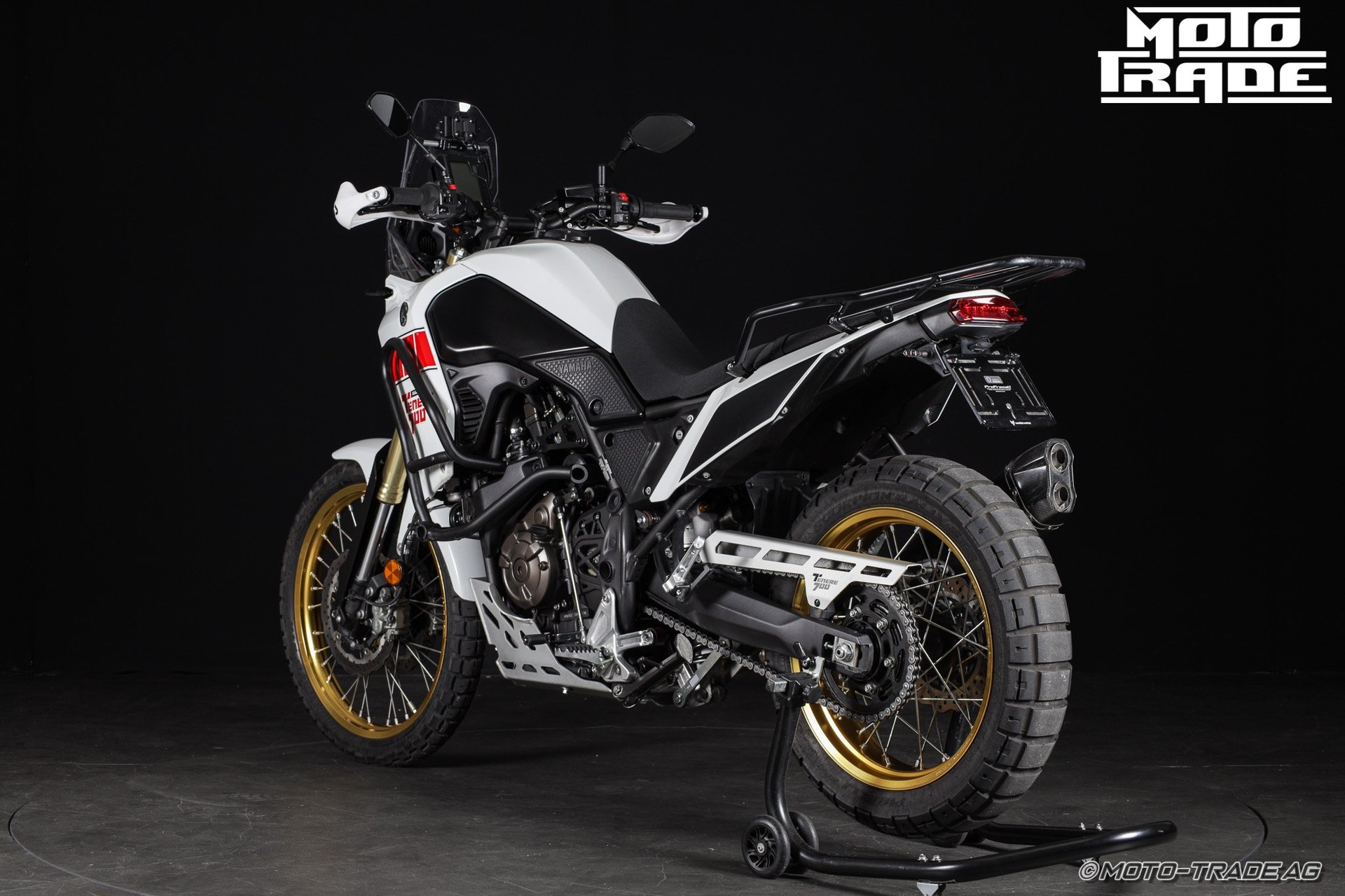 YAMAHA Tenere 700 Rally Edition (35kW) AKRAPOVIC-showroom-element-3