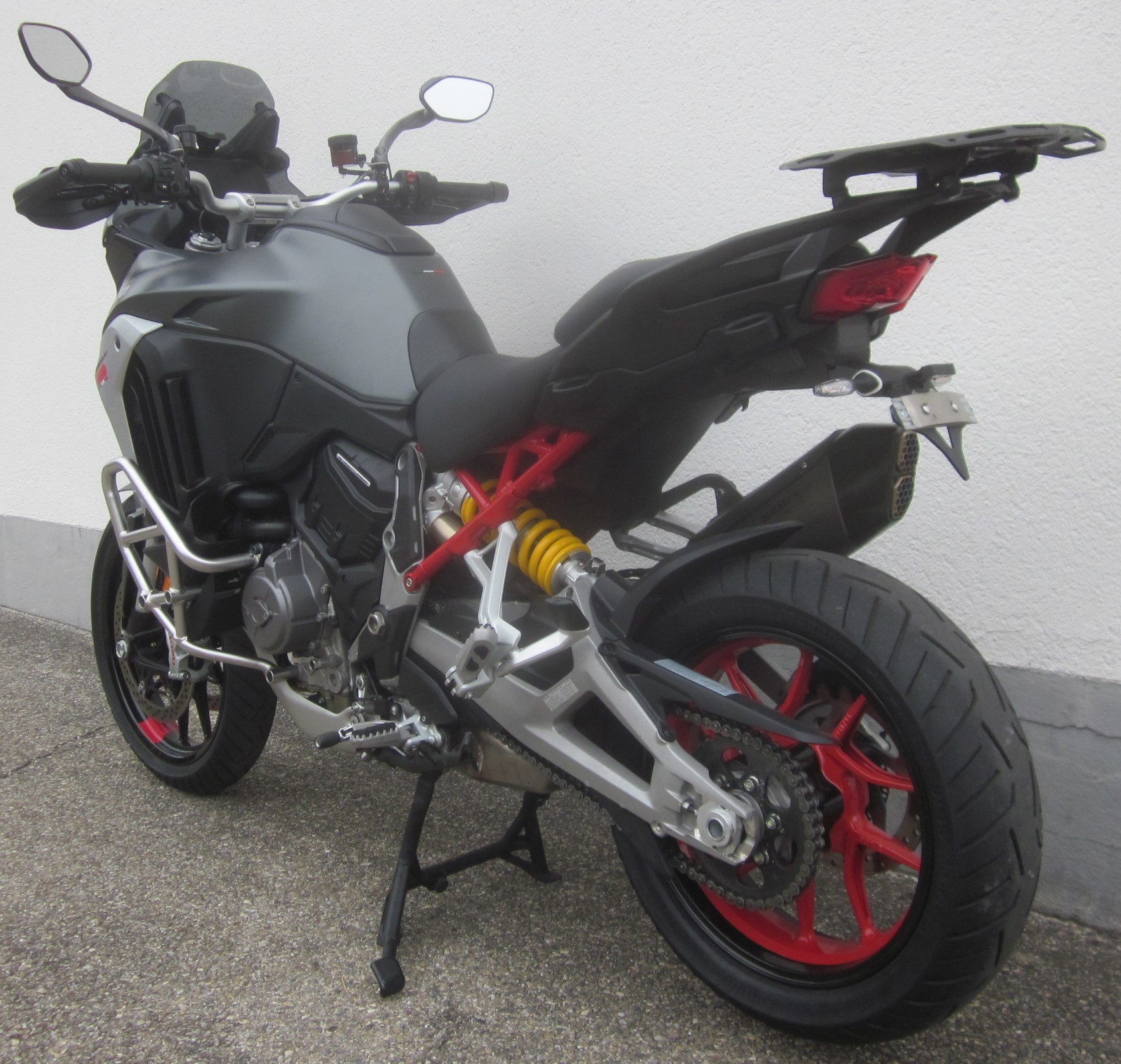 DUCATI Multistrada V4 S Travel & Radar-image-3