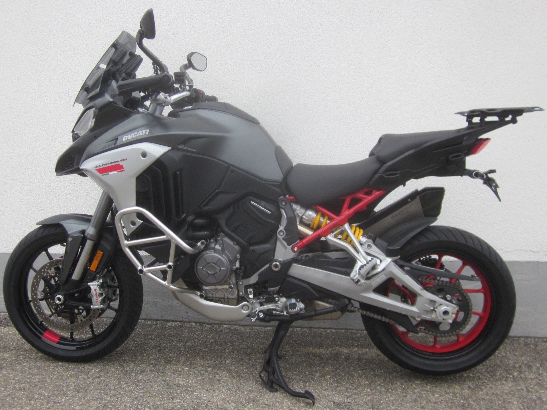 DUCATI Multistrada V4 S Travel & Radar-image-1