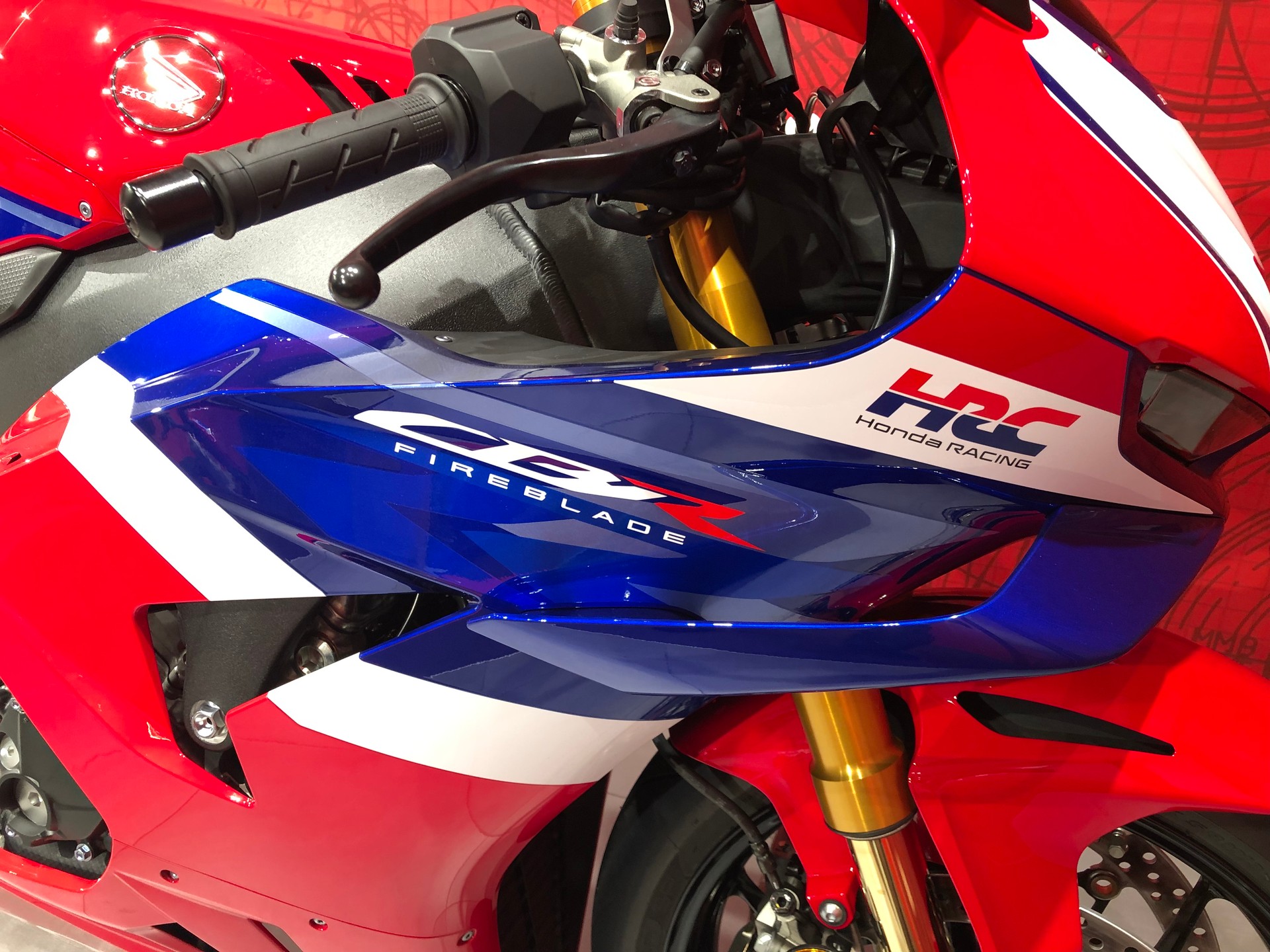HONDA CBR 1000 RR-R Fireblade SP-showroom-element-2